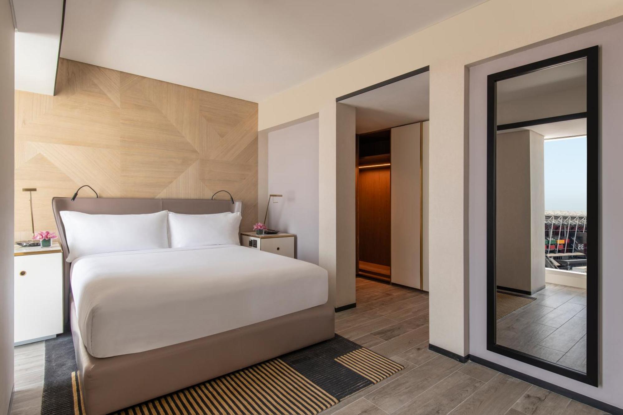One Bedroom Premium Suite with Sea View