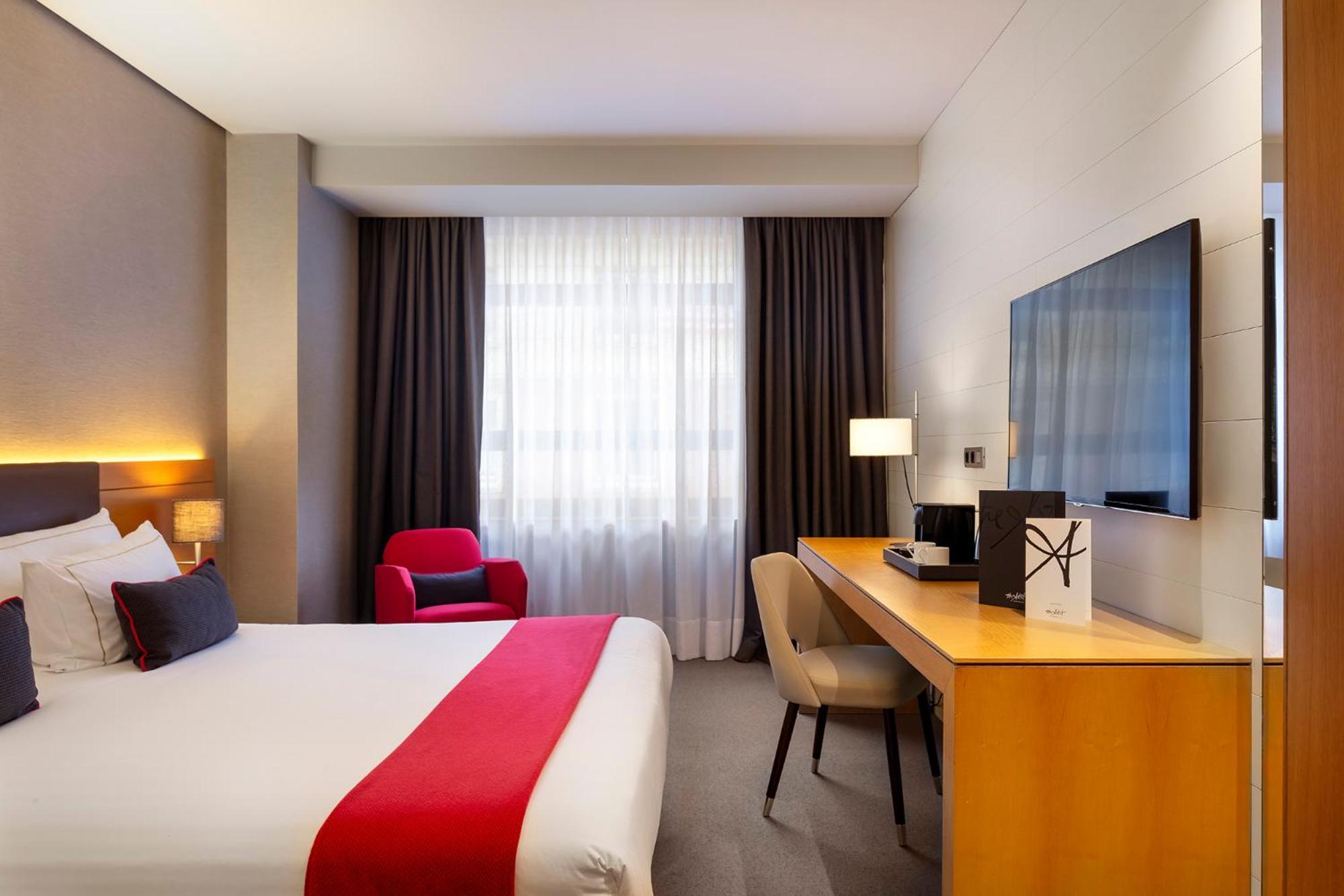 Superior Double or Twin Room with City View