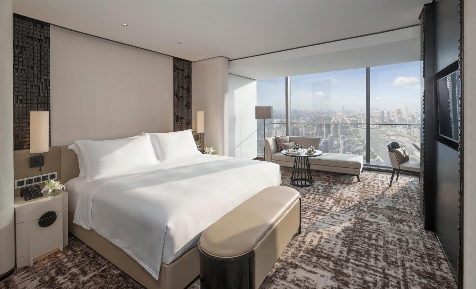 Grand Deluxe King Room City View,1658803505:JPEG