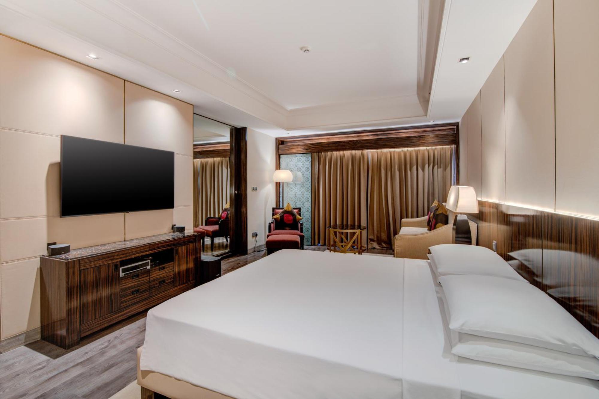 Suite Living Room on Food & Beverage Spa Laundry club access,1214383465:JPEG