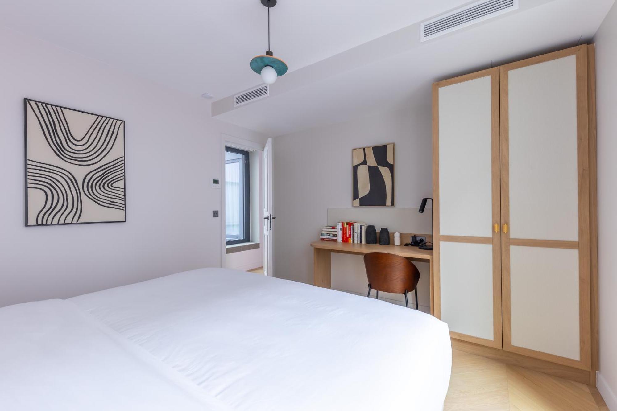 Three-Bedroom Apartment,1604977499:JPEG
