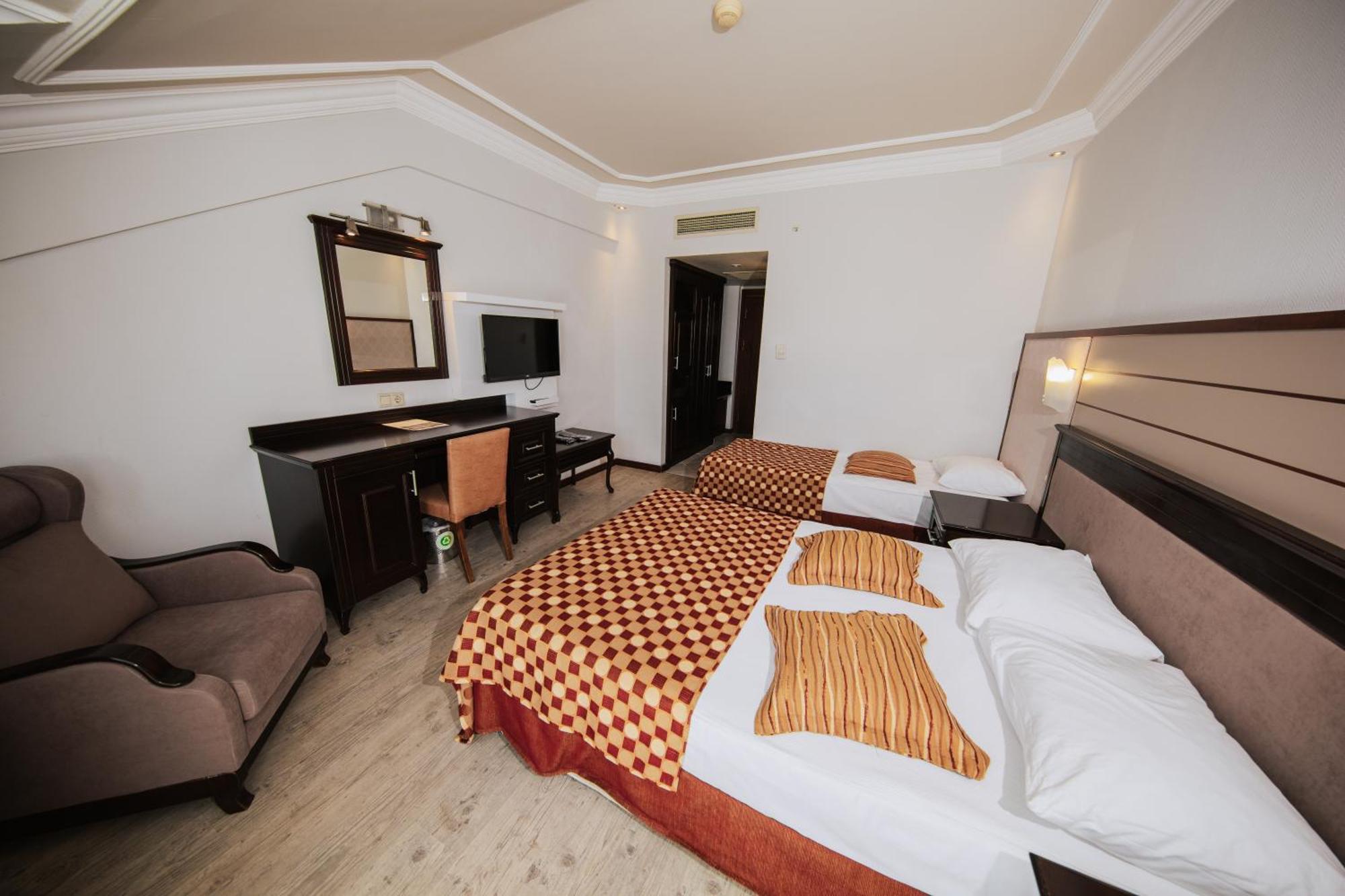 Standard Double or Twin Room,1606046858:JPEG