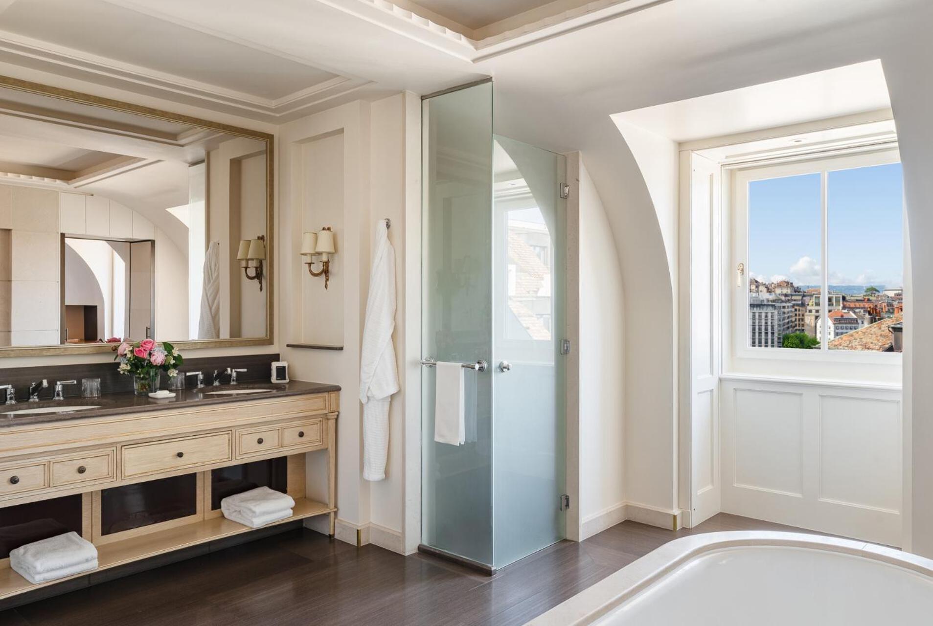 Loft Suite Two Twin Beds,1606569886:JPEG