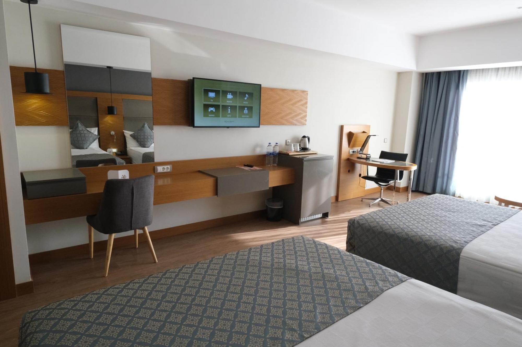 Deluxe Double or Twin Room Balcony,1607648541:JPEG