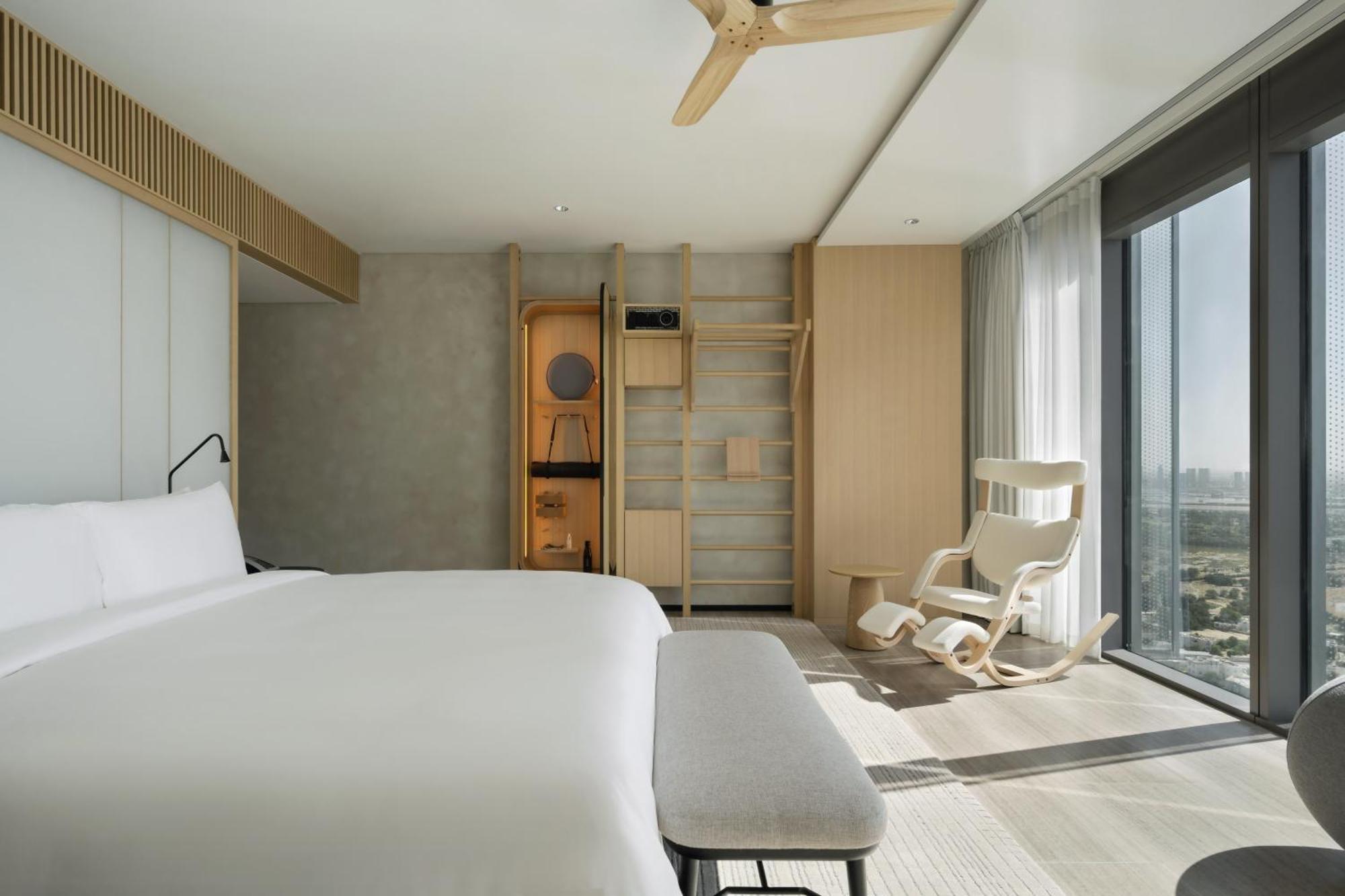 SIRO Plus King Burj Khalifa View complimentary AED 200 daily recovery credit lifestyle consultation,1608913014:JPEG