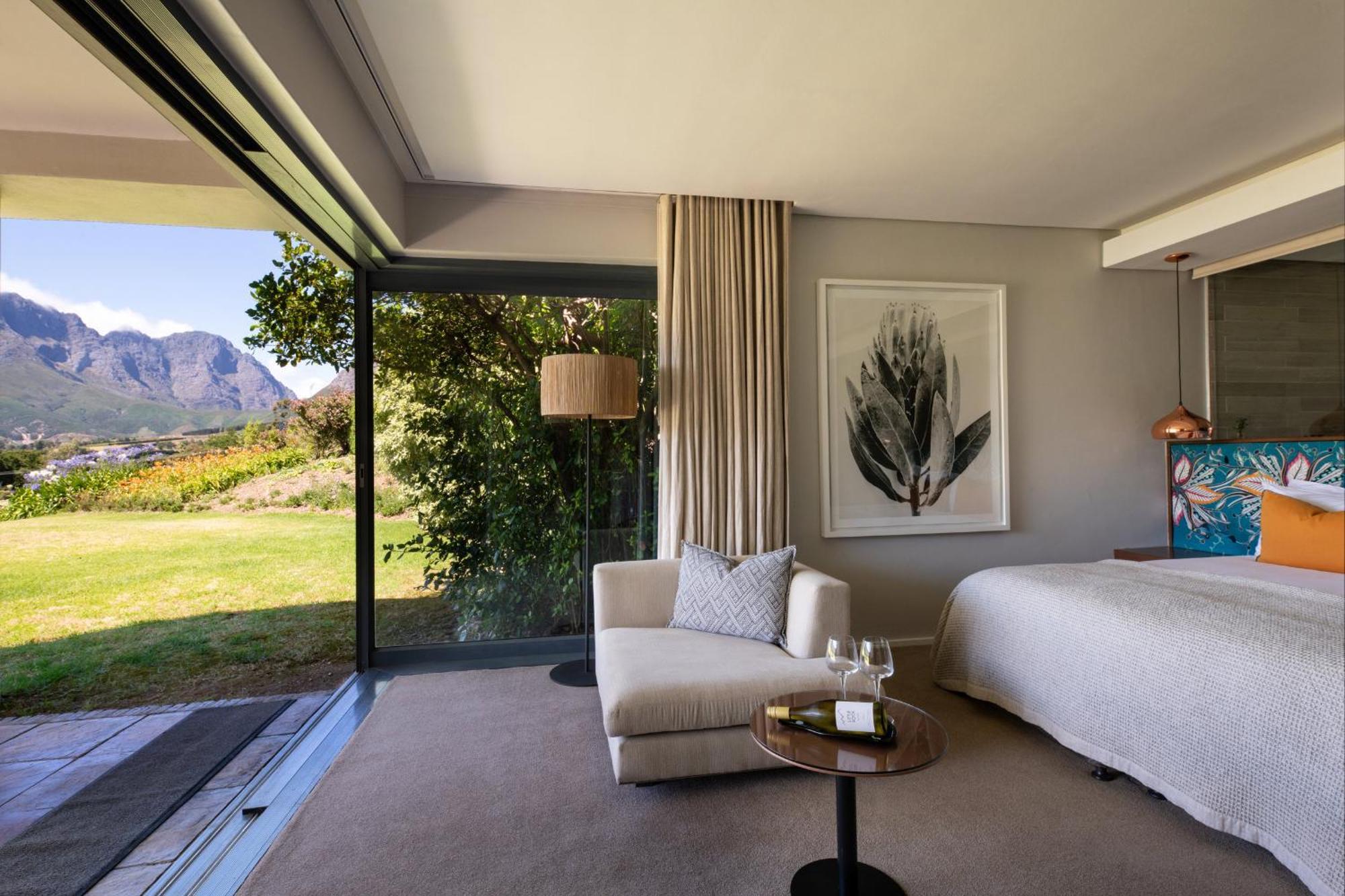 Cabernet Room,1610224418:JPEG