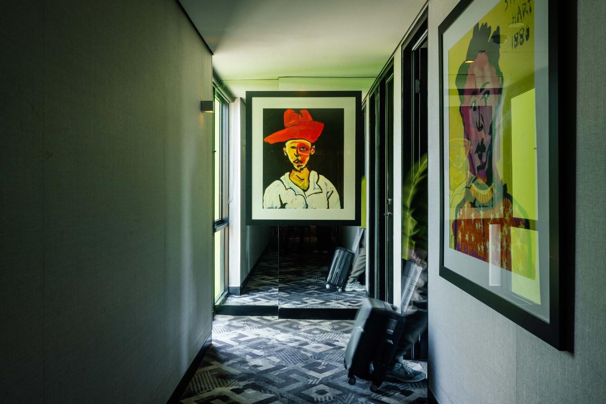 Studio Suite King,1611067615:JPEG