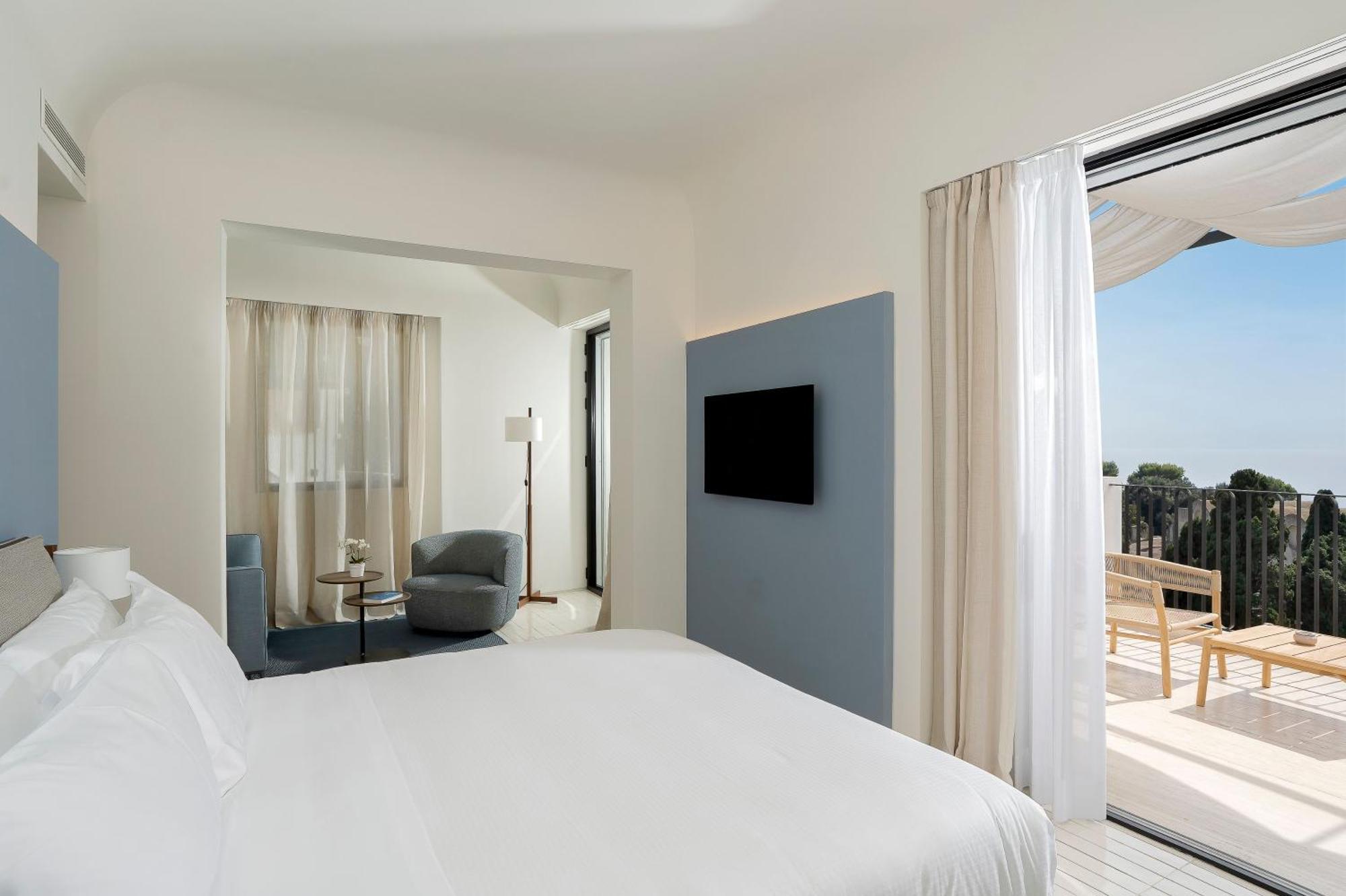 Suite with Sea View