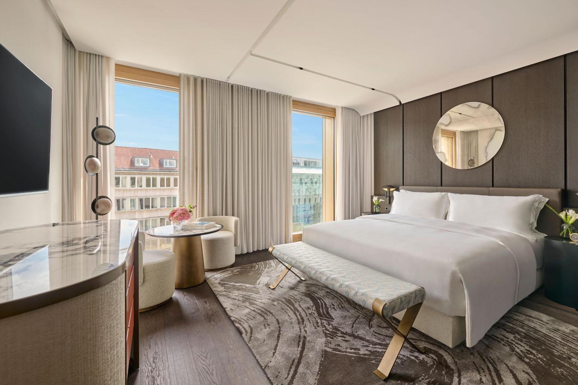 Deluxe King Room