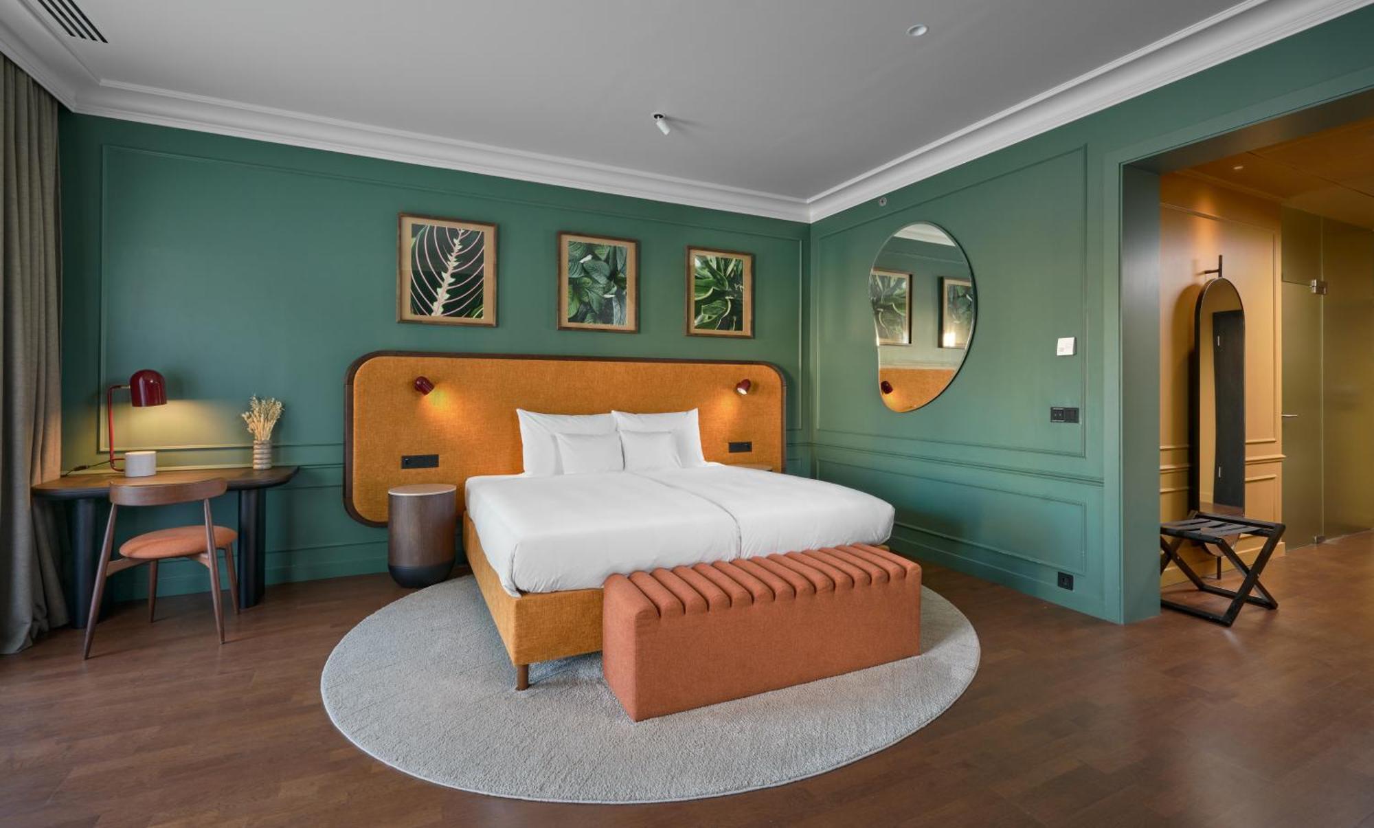 Premium King Room City View,1616501119:JPEG
