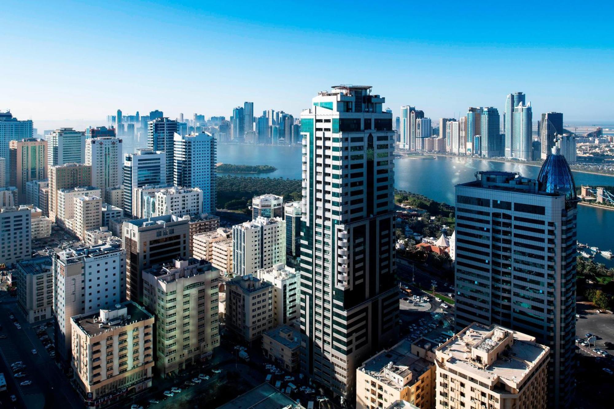 Sharjah Suite, 1 Bedroom Larger Suite, 1 King, Skyline view,1616910294:JPEG