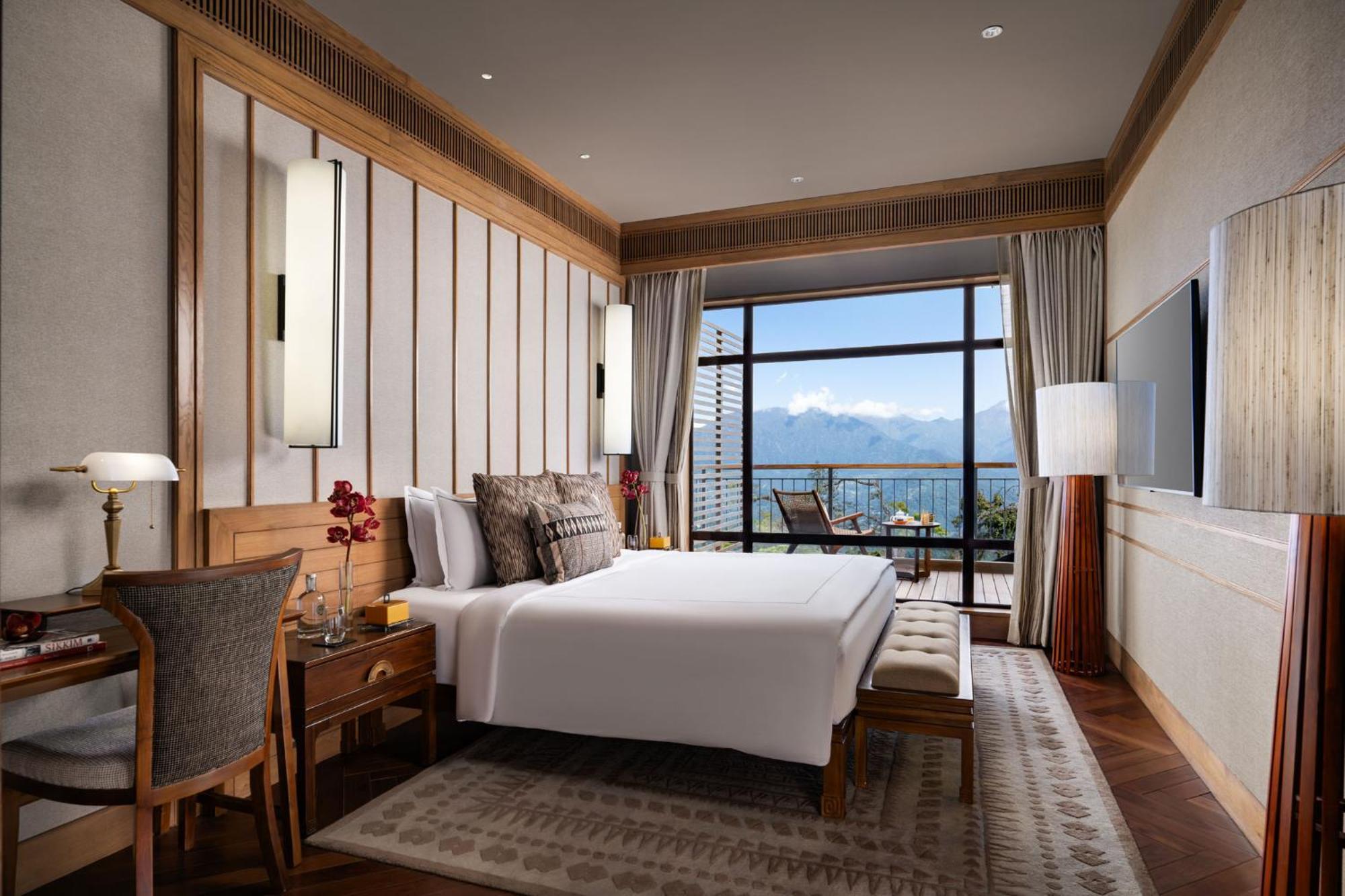 Luxury Suite Mountain View
