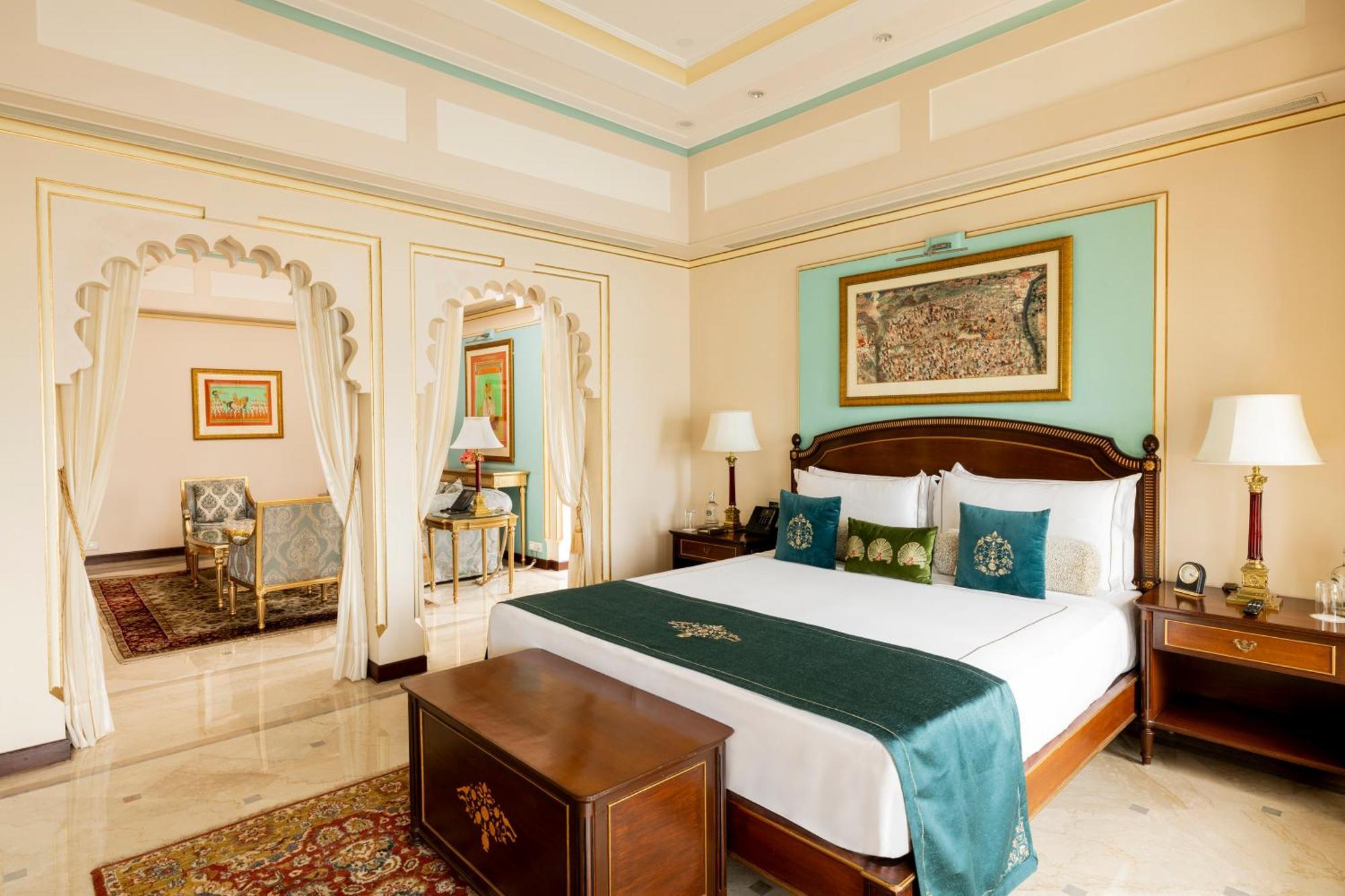 Royal Suite Lake View