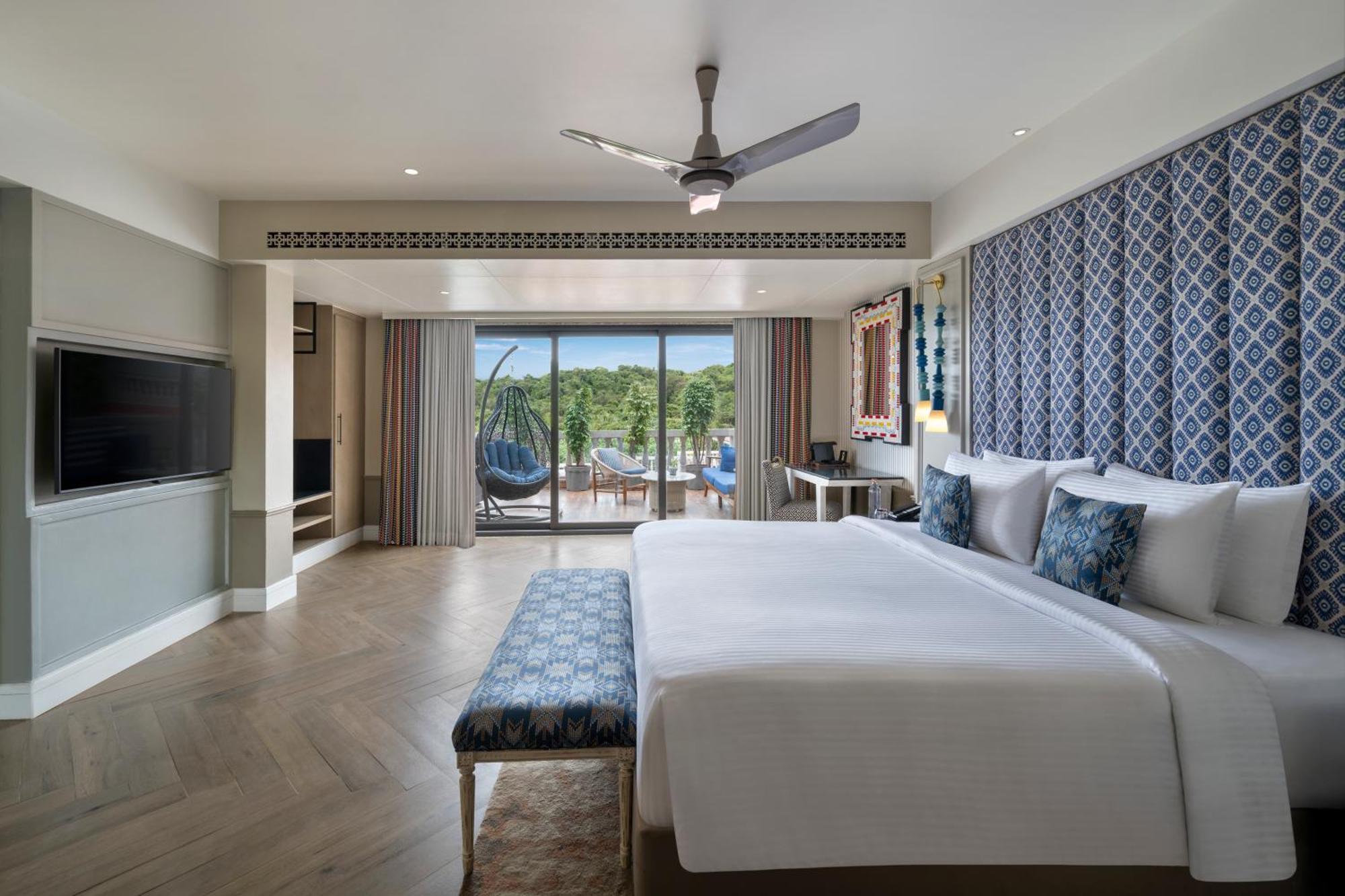 One-Bedroom Family Suite Bath Tub Balcony Beer Bucket 4 on arrival INR 1000 SPA Credit on Food & Beverages,1739998992:JPEG