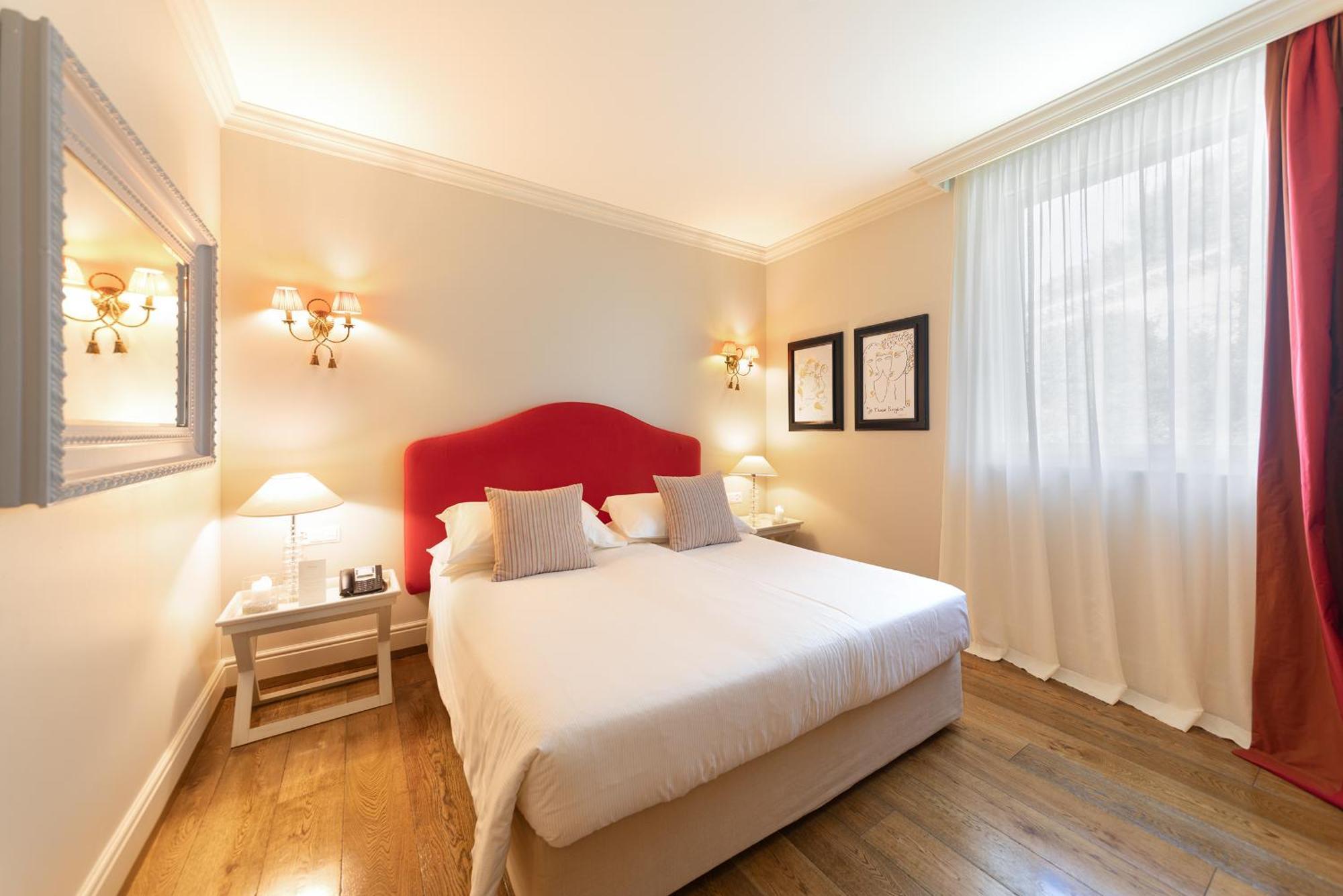 Junior Suite with Spa Access