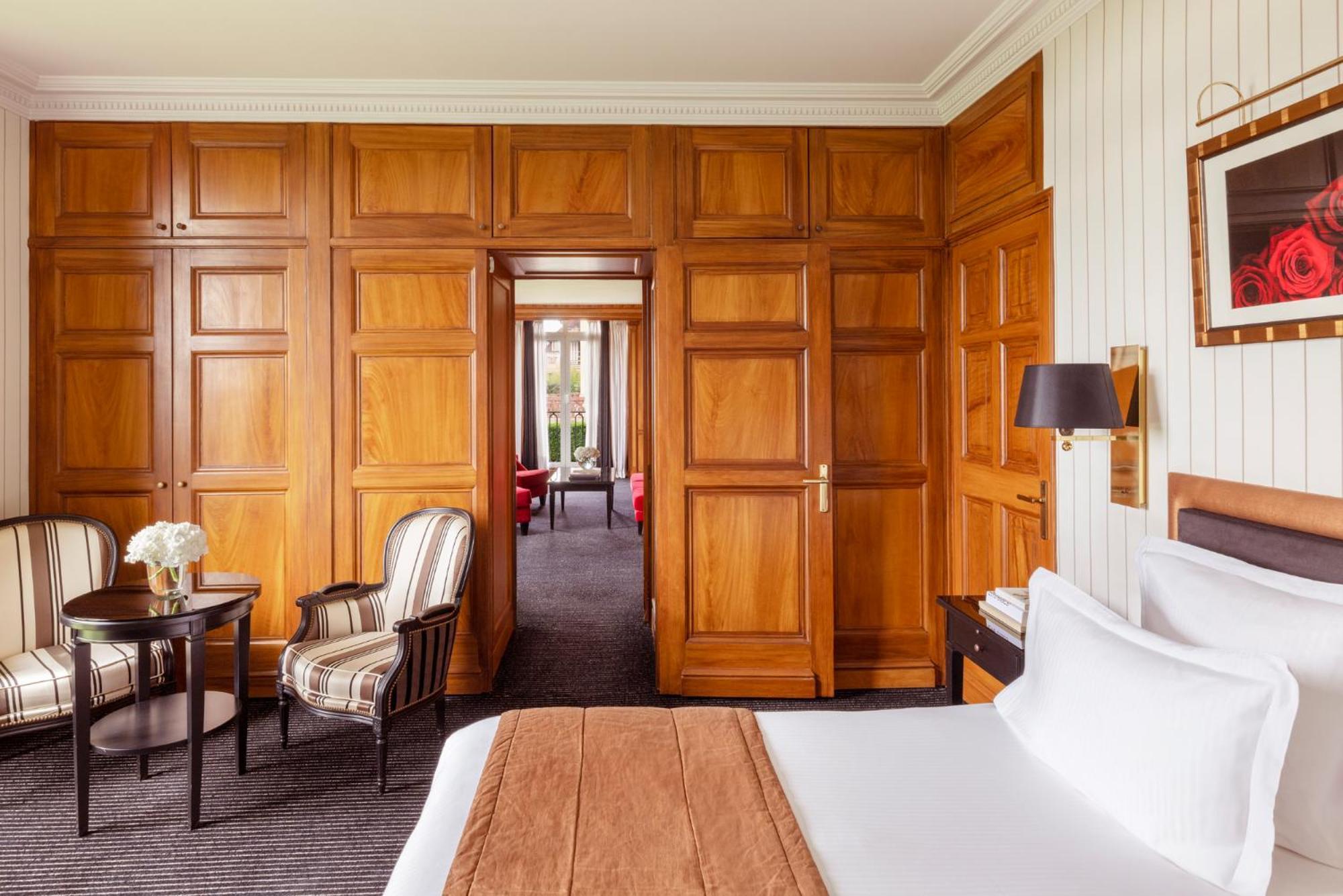 Suite with Garden View