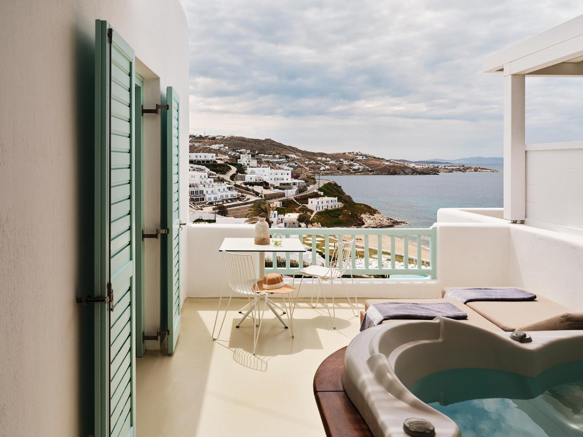 Bill&Coo Suite outdoor Jetted Tub Sea View,1623648751:JPEG