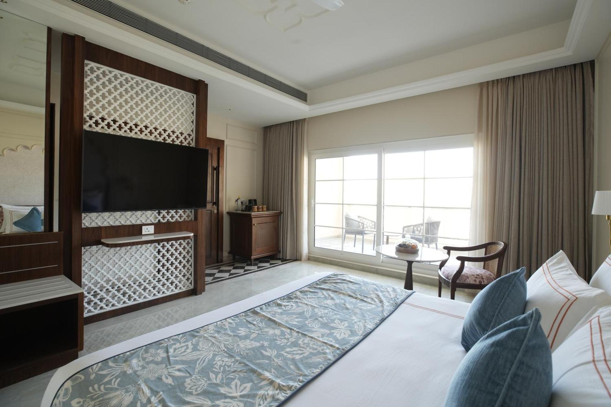 Aravali Executive Room with complimentary Horse Ride and 15% discount on Airport Transfers , Laundry Service, Spa and Food & Beverages,1625667517:JPEG