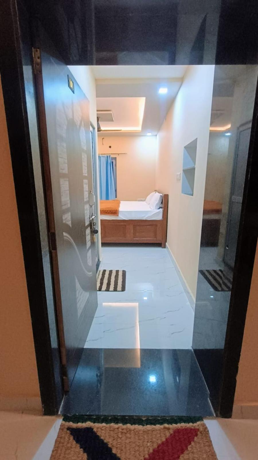 Double Room with Lake View,1627083366:JPEG