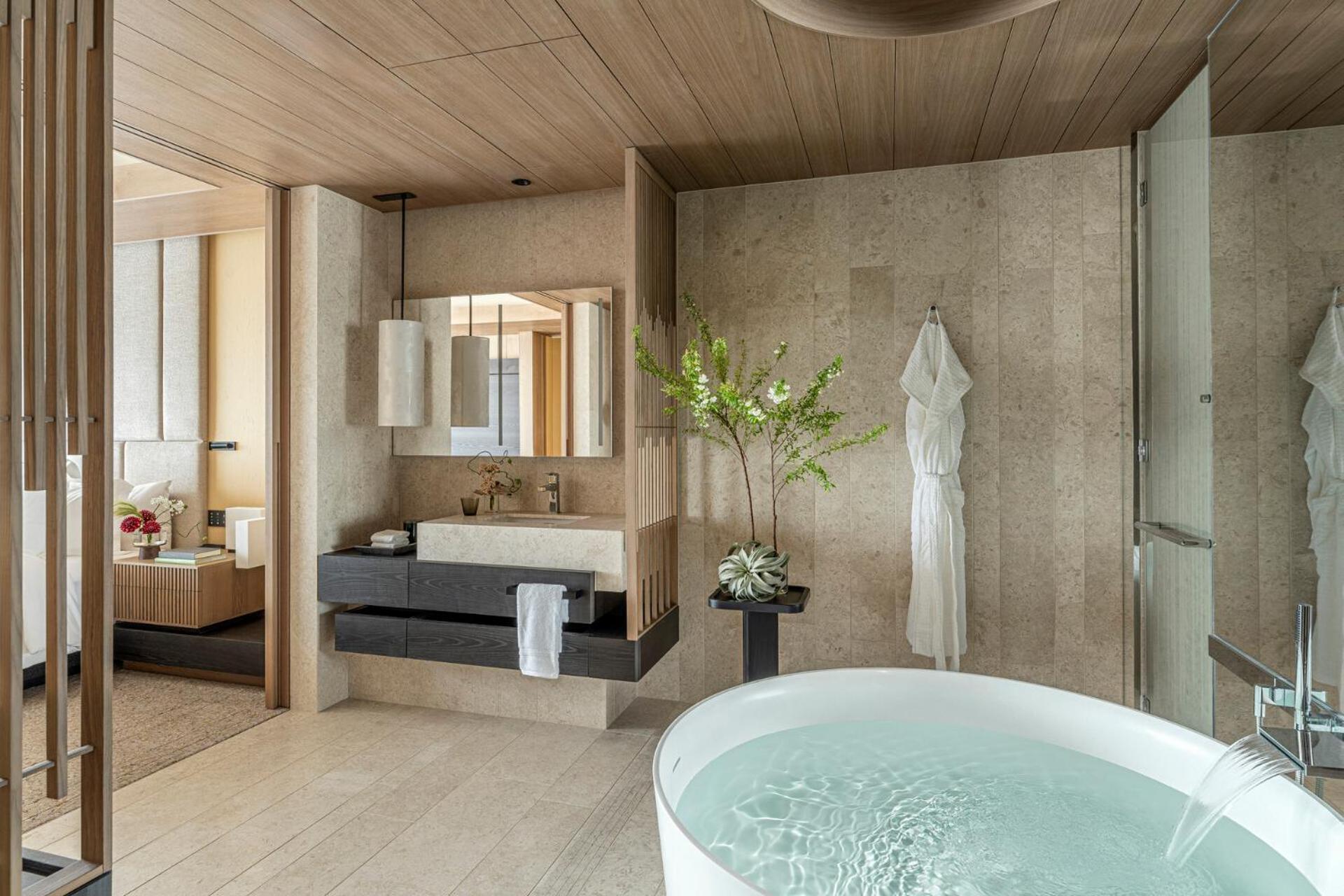 Grand Osaka King Suite