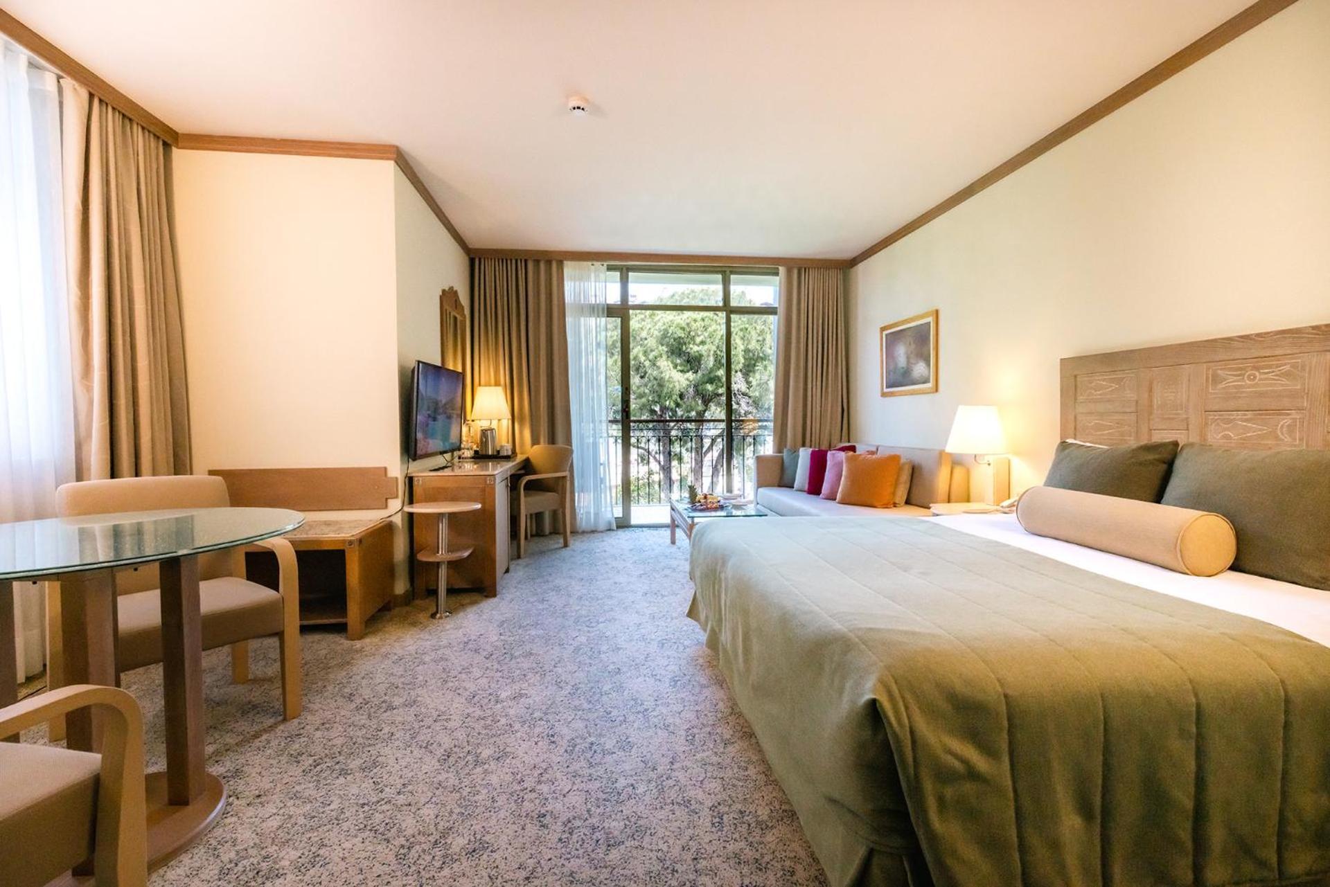 Junior Suite,1629889441:JPEG