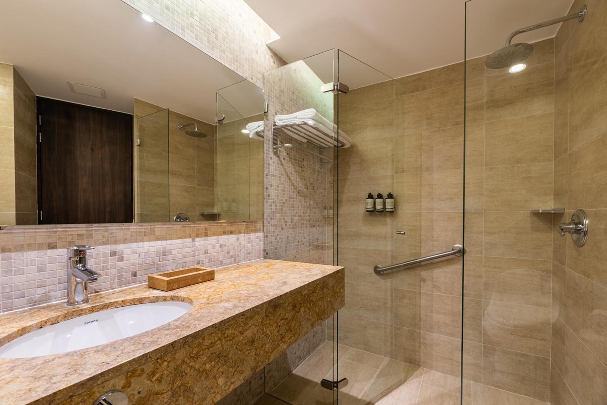 Deluxe Junior Suite