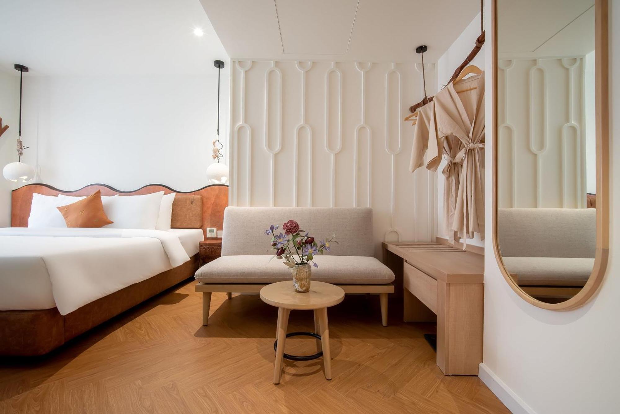 ME Premium Suite High-Floor Balcony with Once-time minibar,1629910260:JPEG