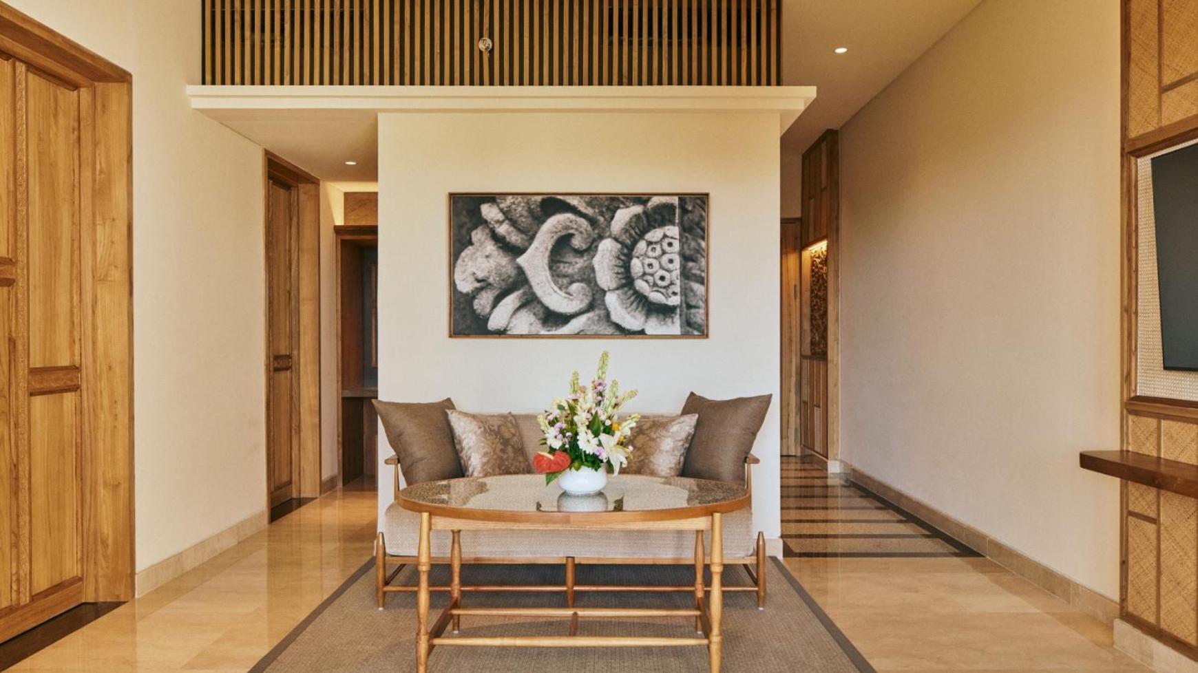 Resort View Suite