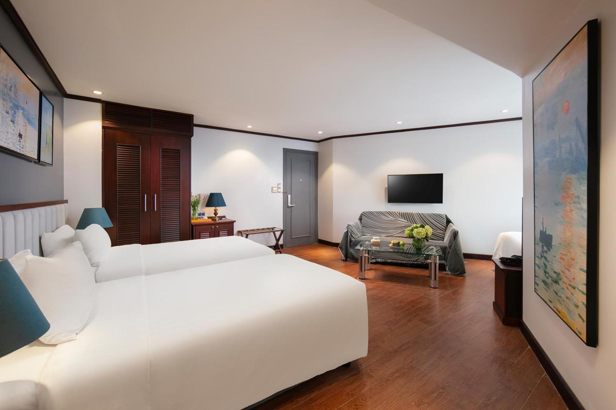 Family City View,1631491233:JPEG