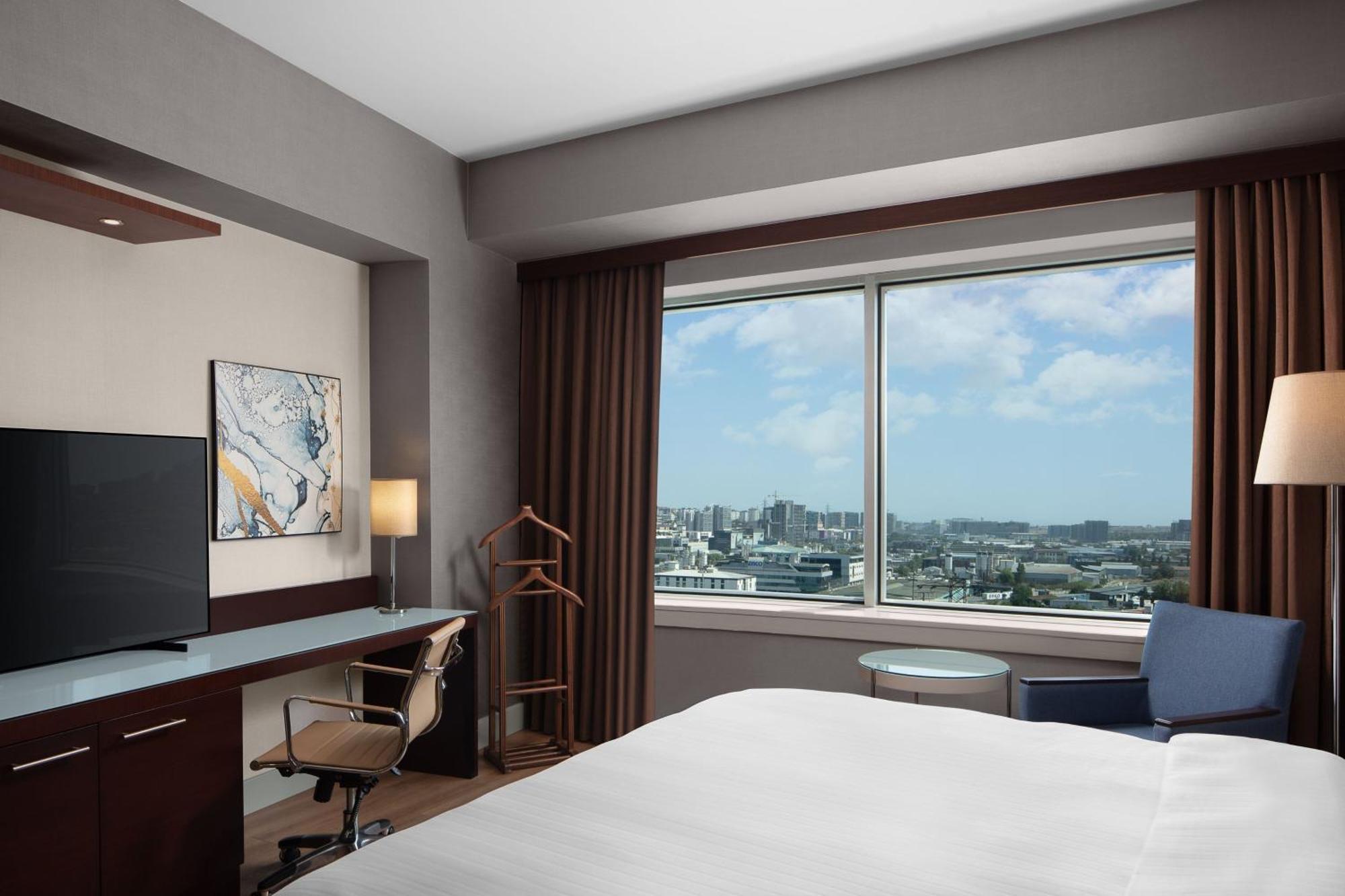 Deluxe King Room,1498638880:JPEG