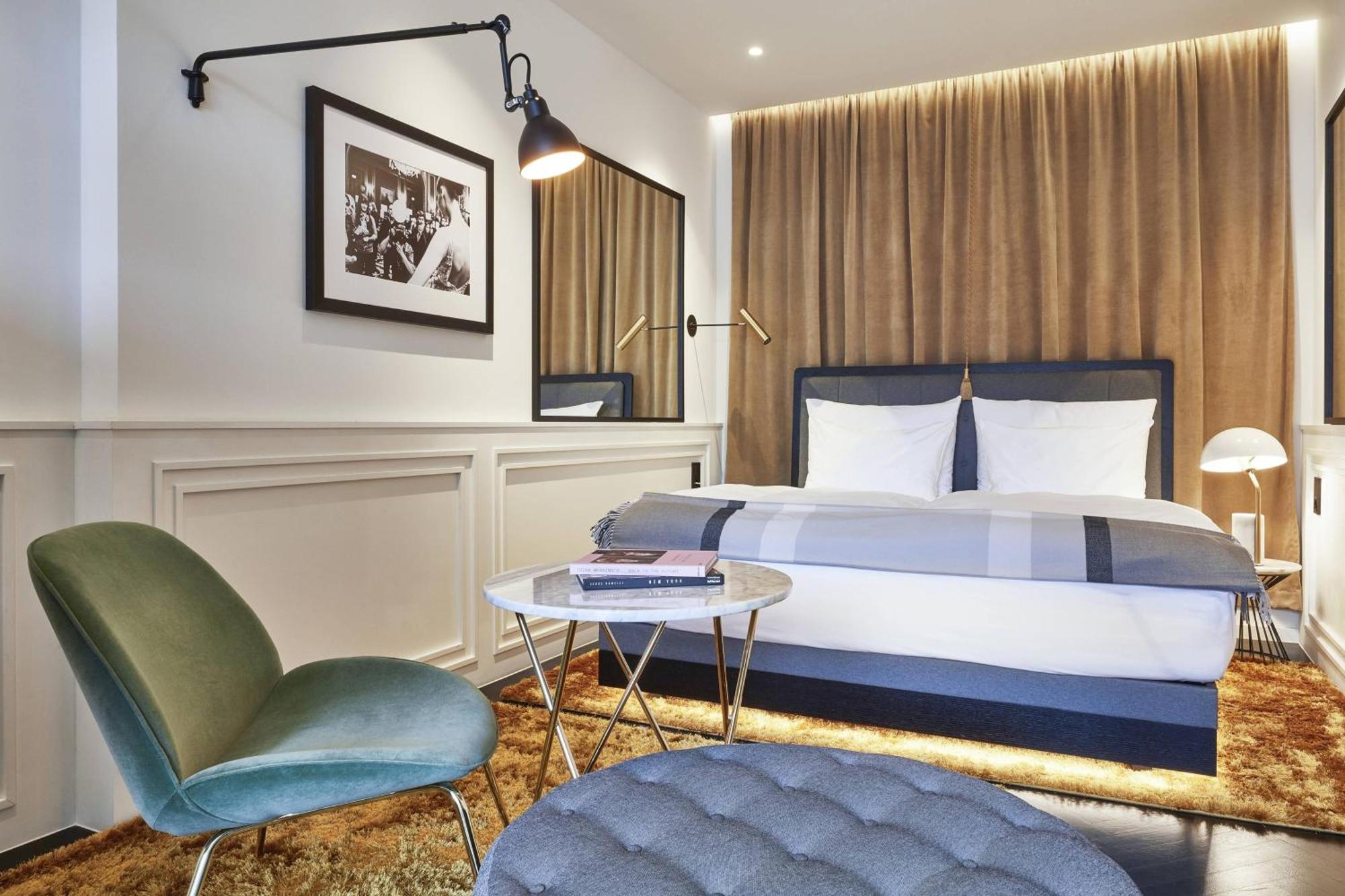 Premium Guest Room, Guest room, 1 King, Balcony,1632294596:JPEG