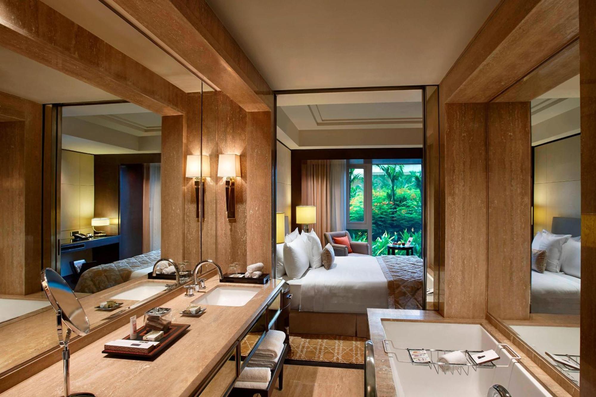 Executive Club, Guest room, 1 Queen or 2 Twin/Single Bed(s)