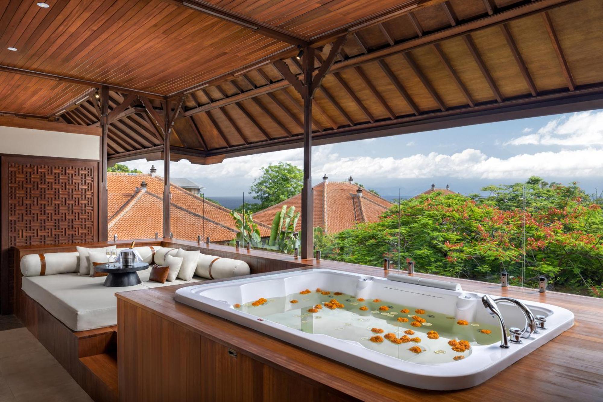 Two-Bedroom Garden View Family Suite