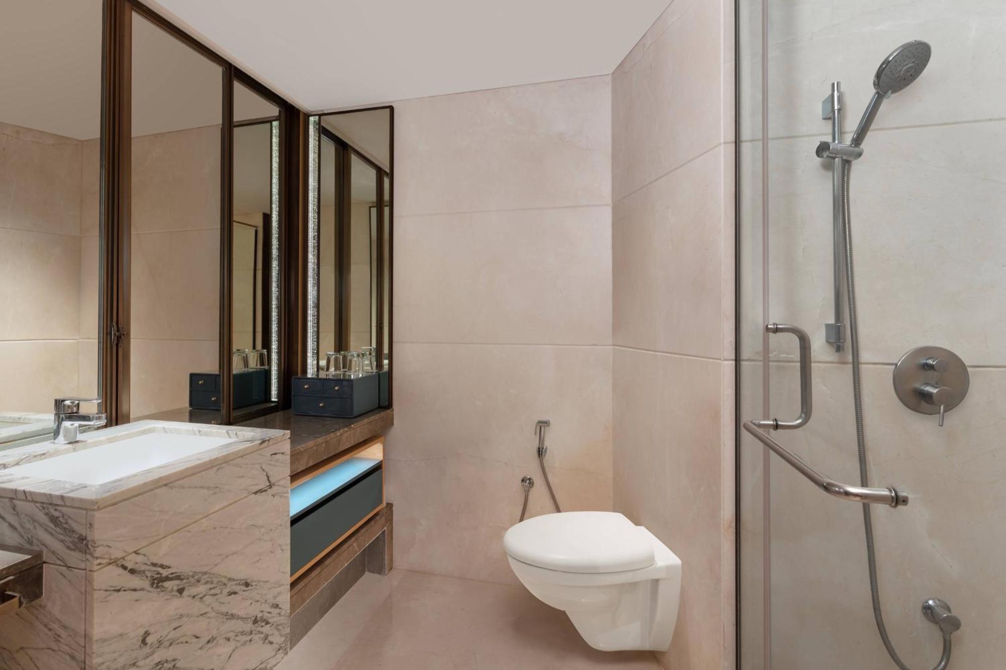 Premium, Guest room, 1 King, City view - 10% Discount on F&B and Laundry till 15th September 2026