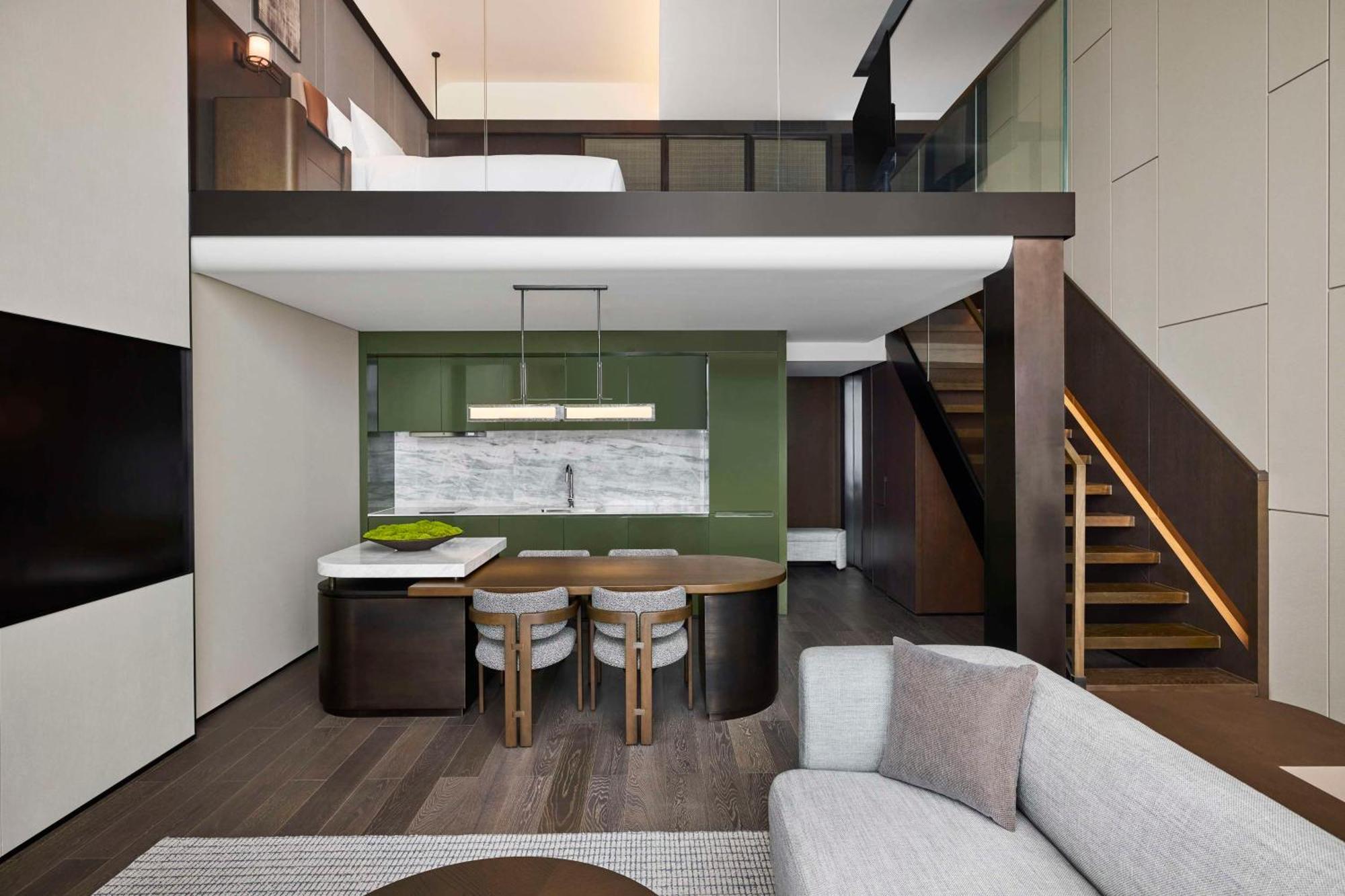 One-Bedroom King Loft Suite