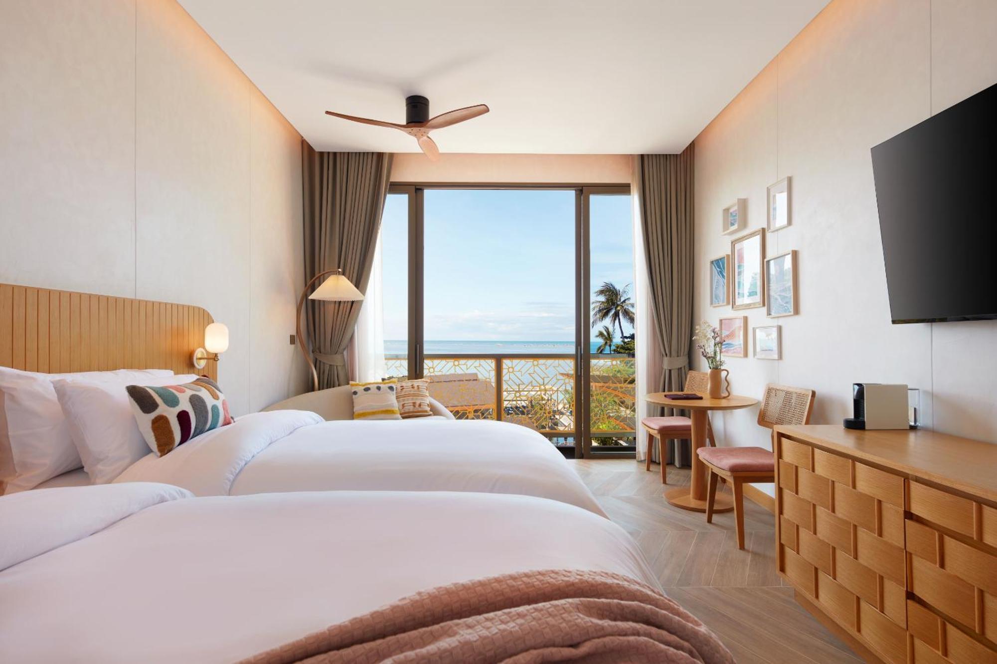 Standard Double or Twin Room with Sea View