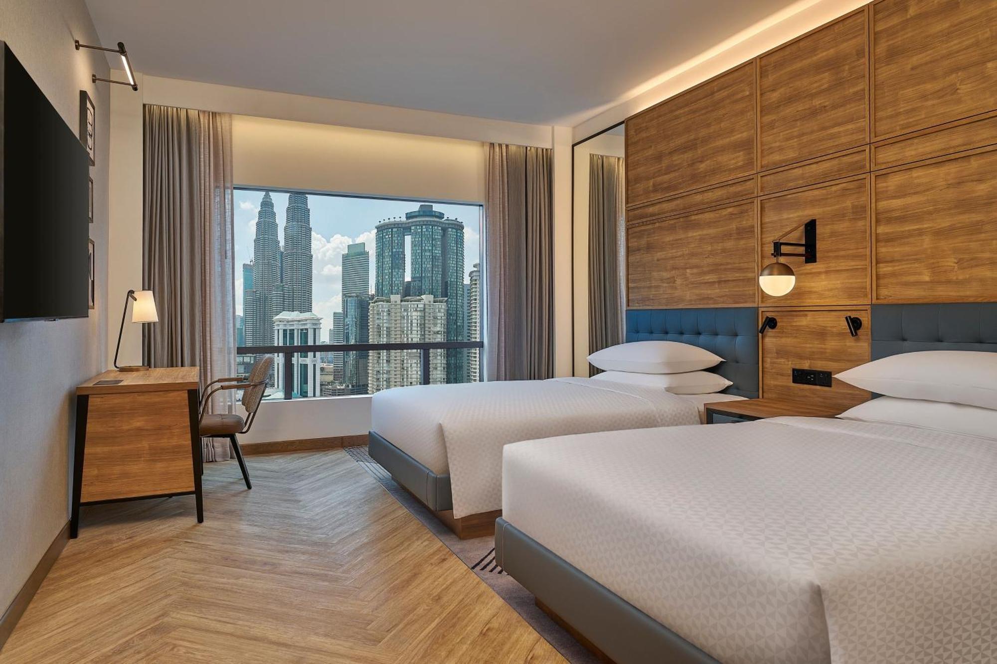 Deluxe Double Room with Two Double Beds and Twin Towers View,1638467537:JPEG