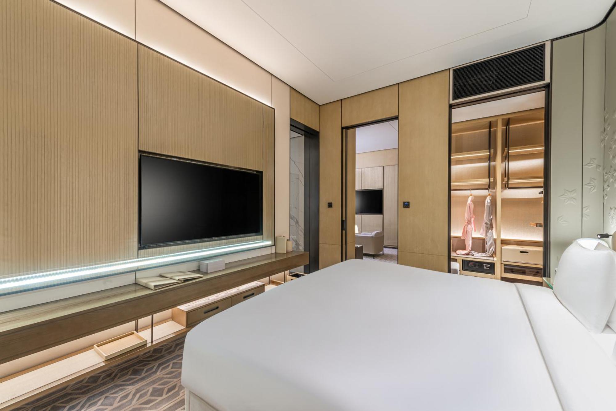 Junior Suite,1638441053:JPEG