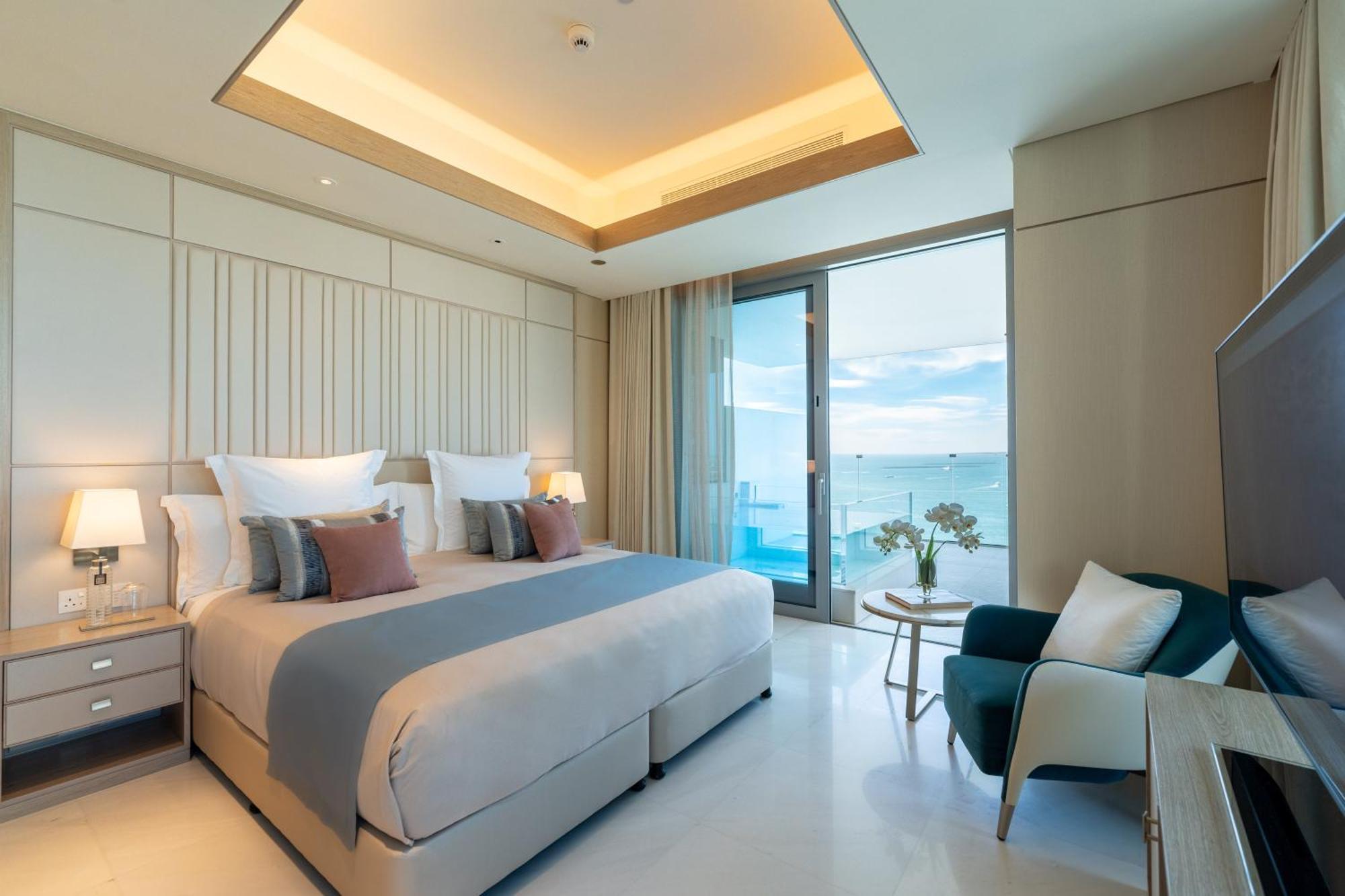 Skyline Suite met 1 slaapkamer en zwembad, inclusief galadiner en feest op oudejaarsavond