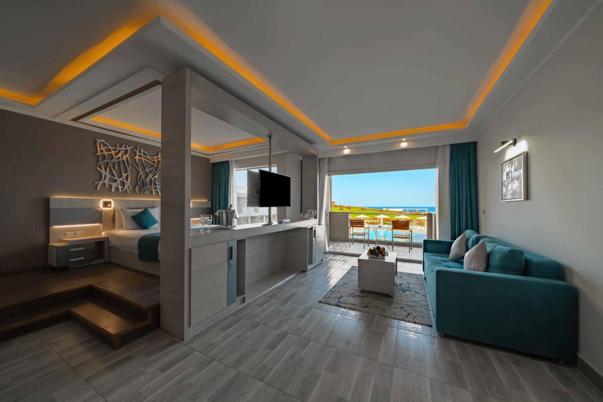 Suite with Sea View