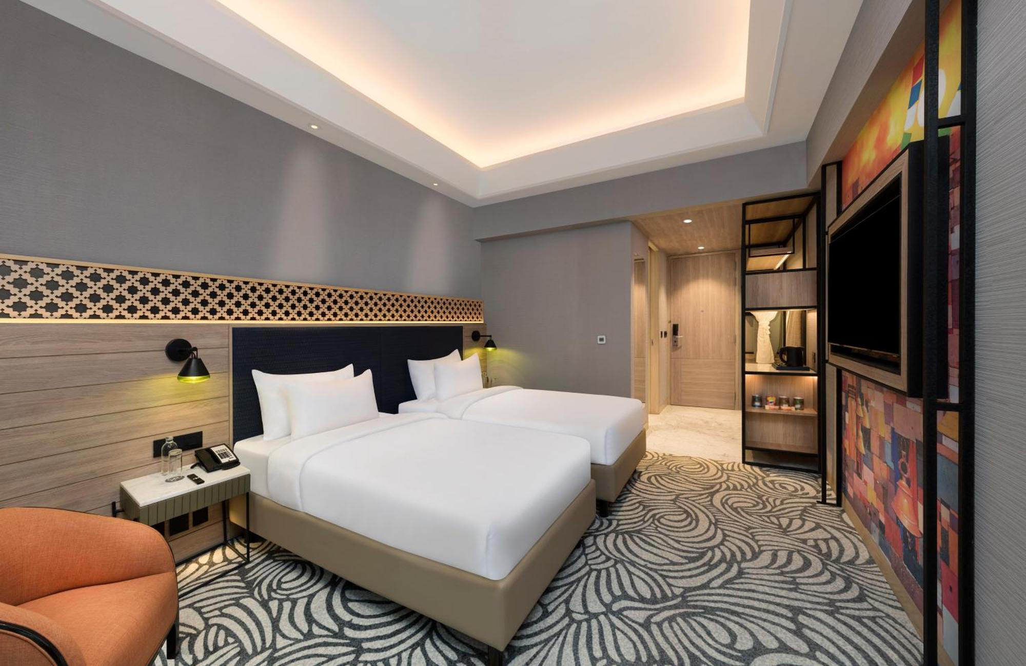 Classic Twin Room with 15% Discount on Food & Beverages