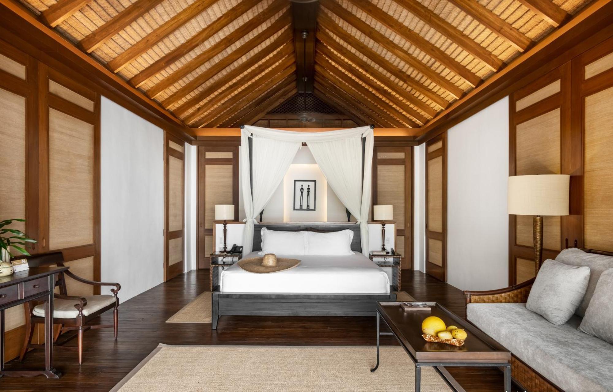 1 King Bed Pool Villa