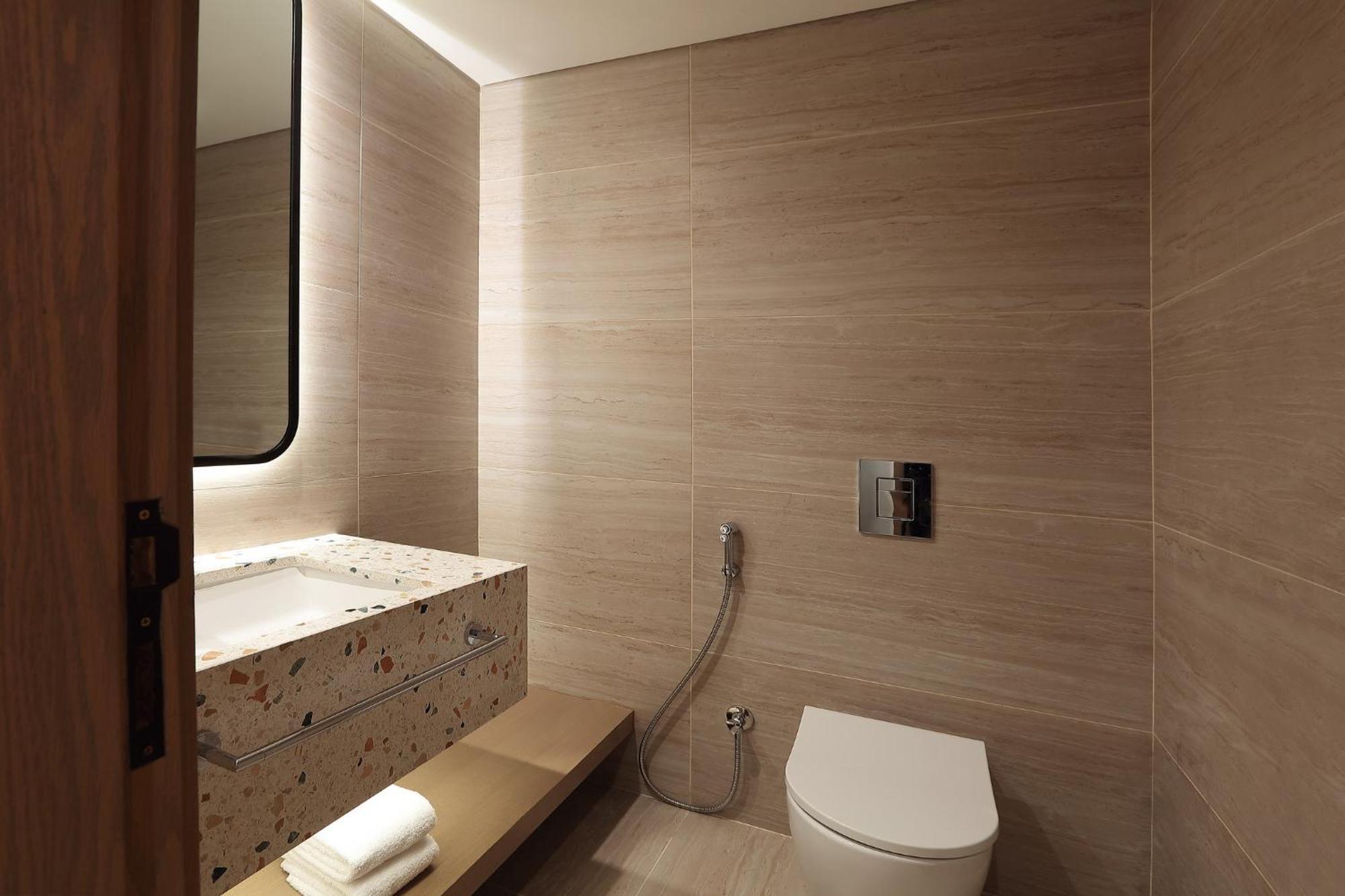 One-Bedroom Suite with Sea View