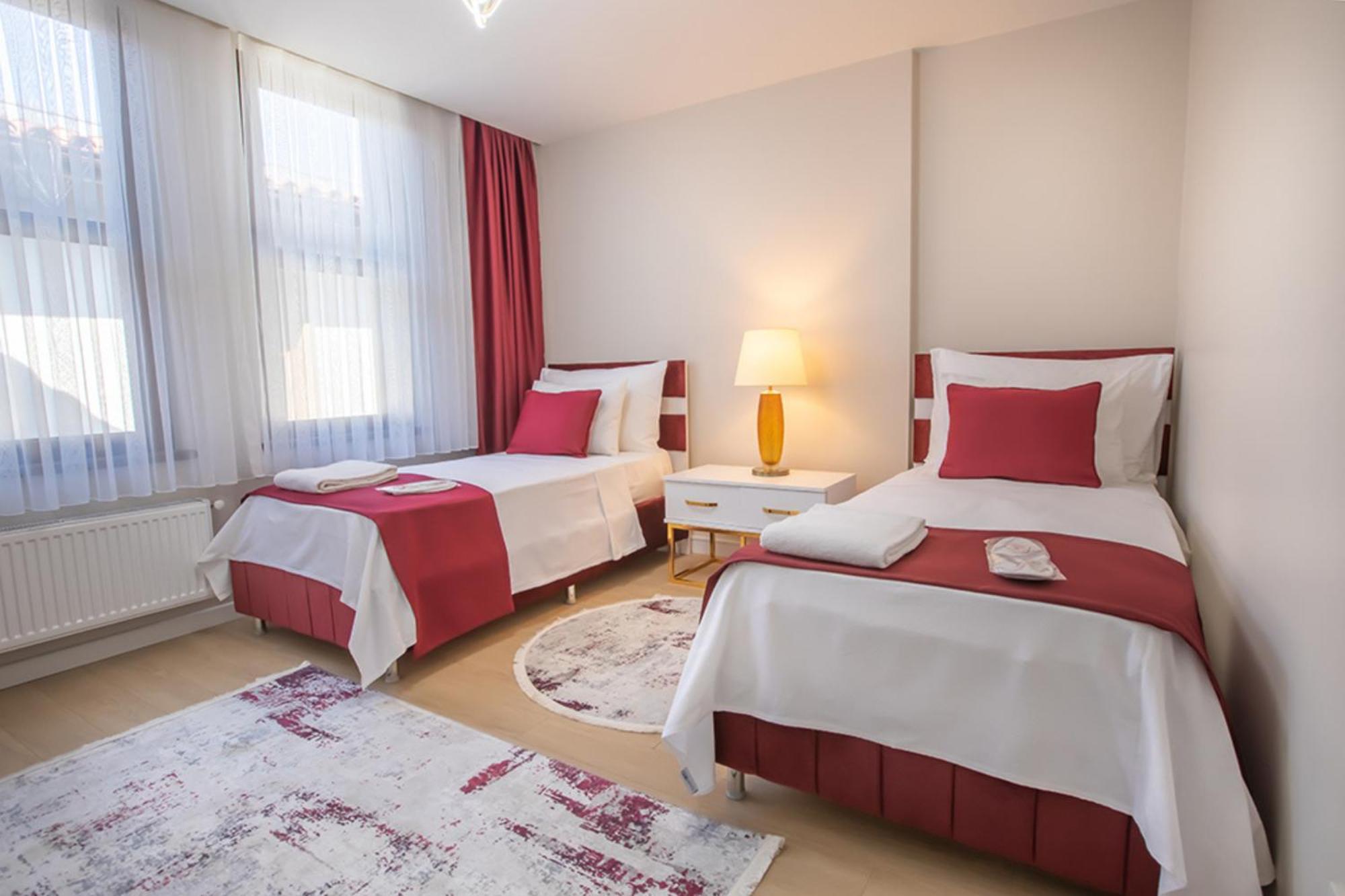 Serviced Apartments One King Two Single Beds,1642365009:JPEG