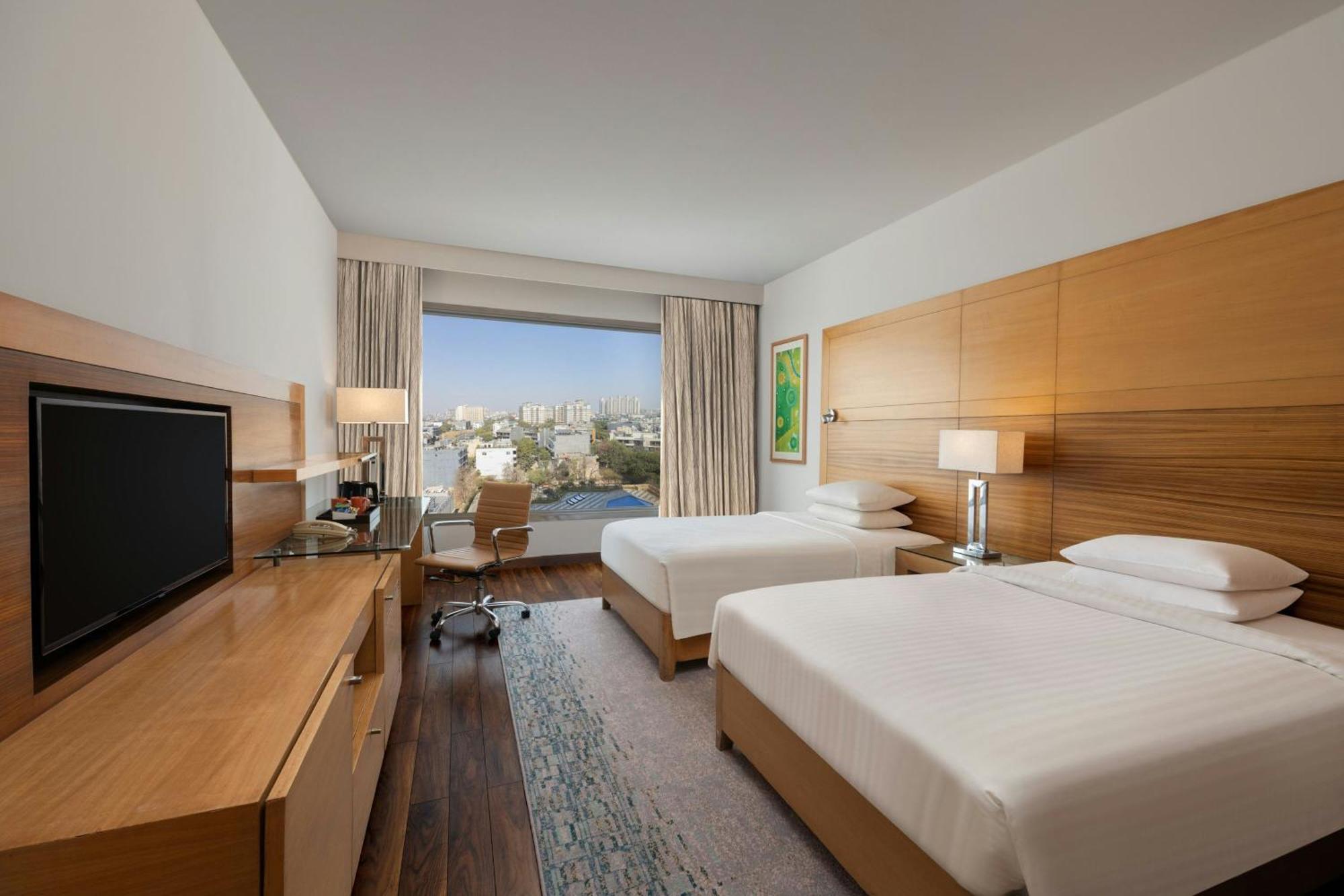 Twin Guest Room High Floor