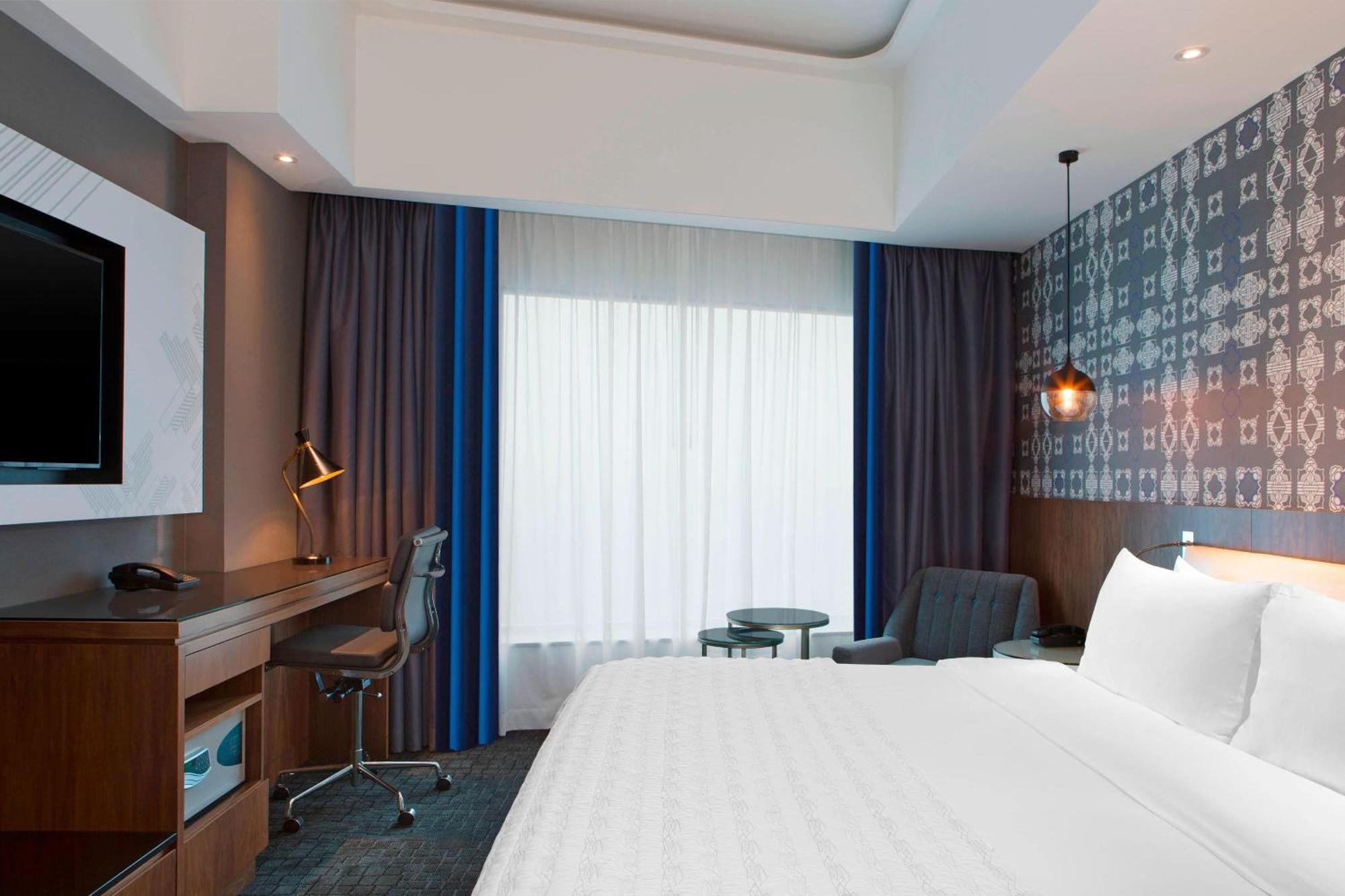 Le Meridien Club Room,1643167265:JPEG