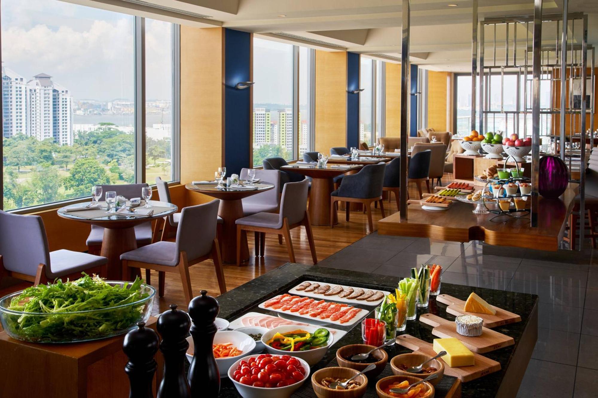 Pool Terrace Room, Guest room, 1 King, Pool view