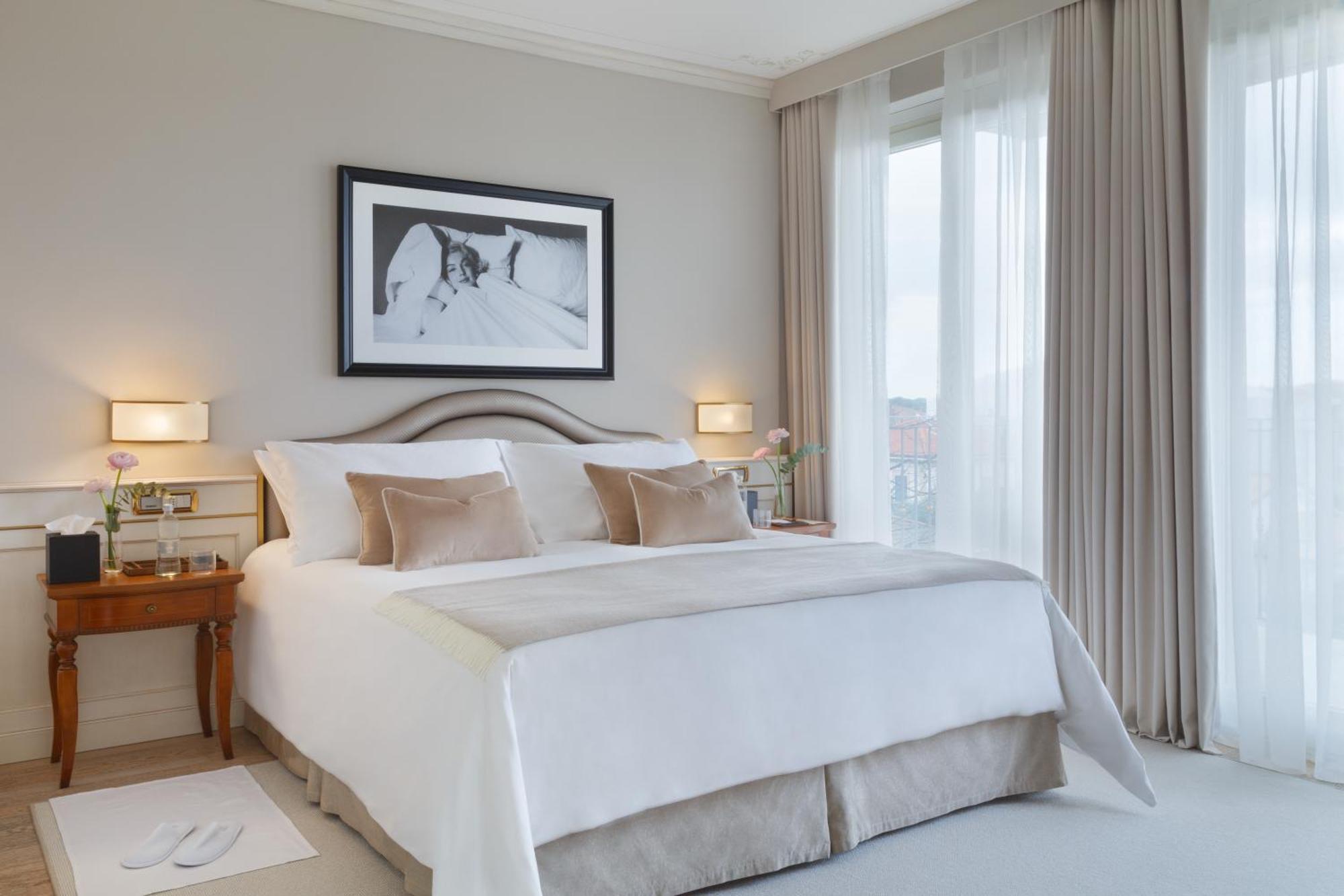 Deluxe Double or Twin Room with Balcony