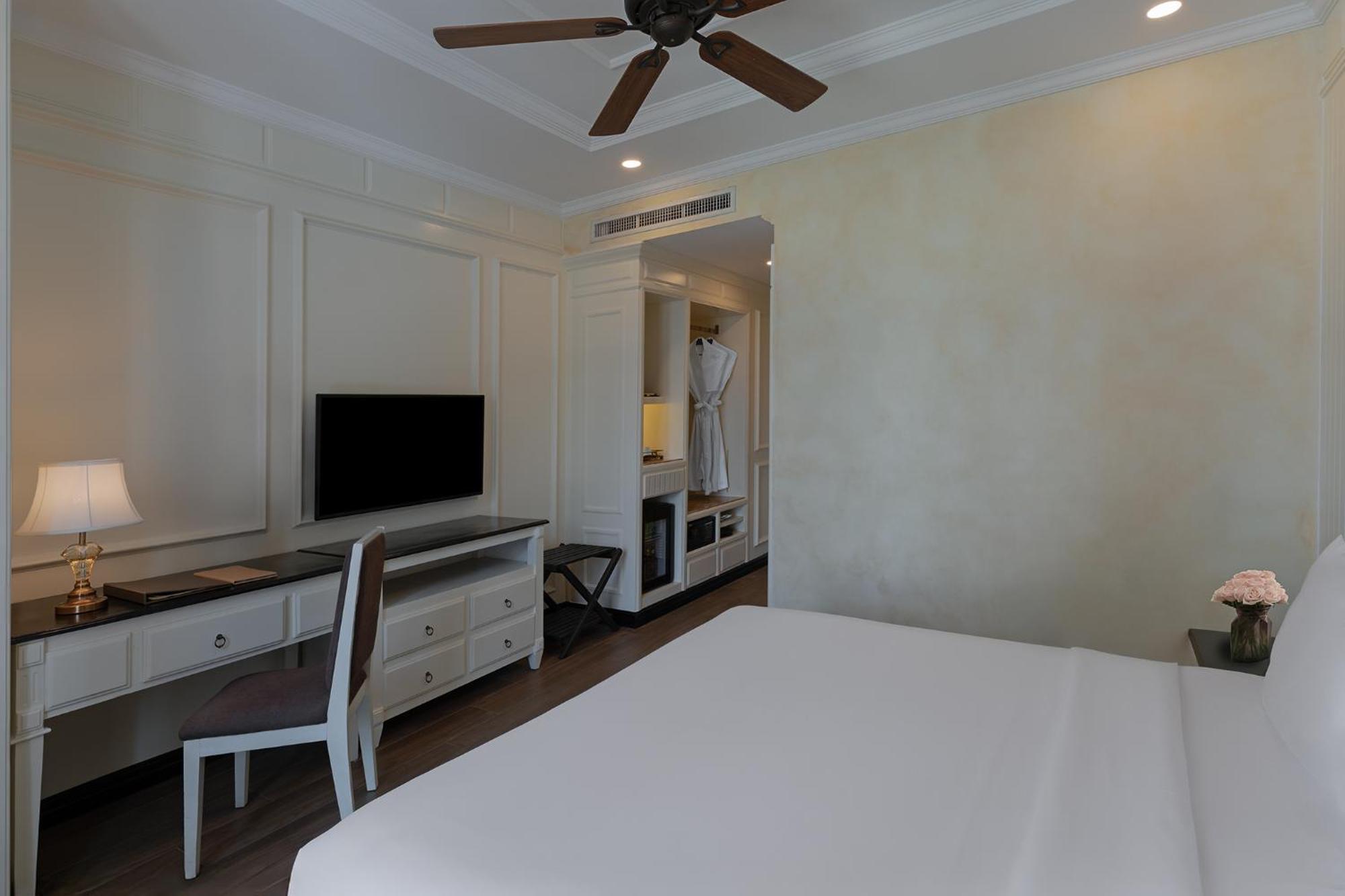 Deluxe Comfort Room - Upgrade to Deluxe Urban - Includes Minibar
