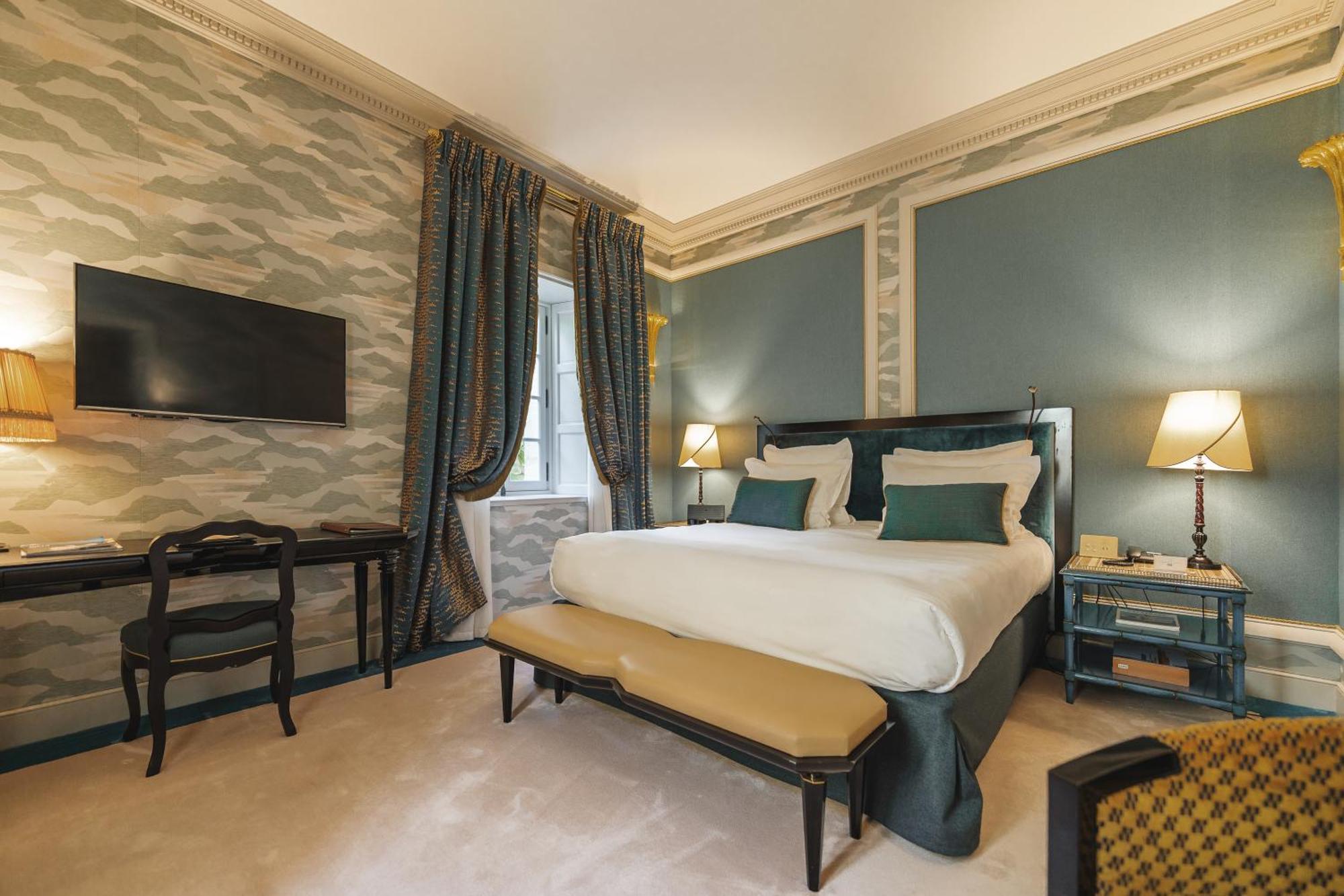 Deluxe Room,1649893250:JPEG